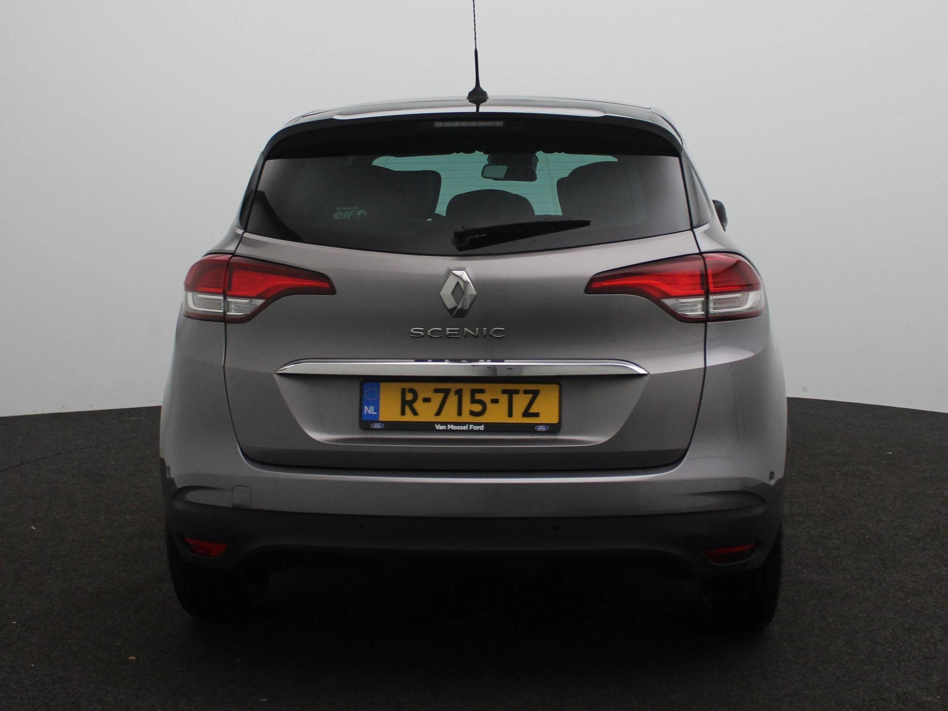 Renault-Scénic-image-5