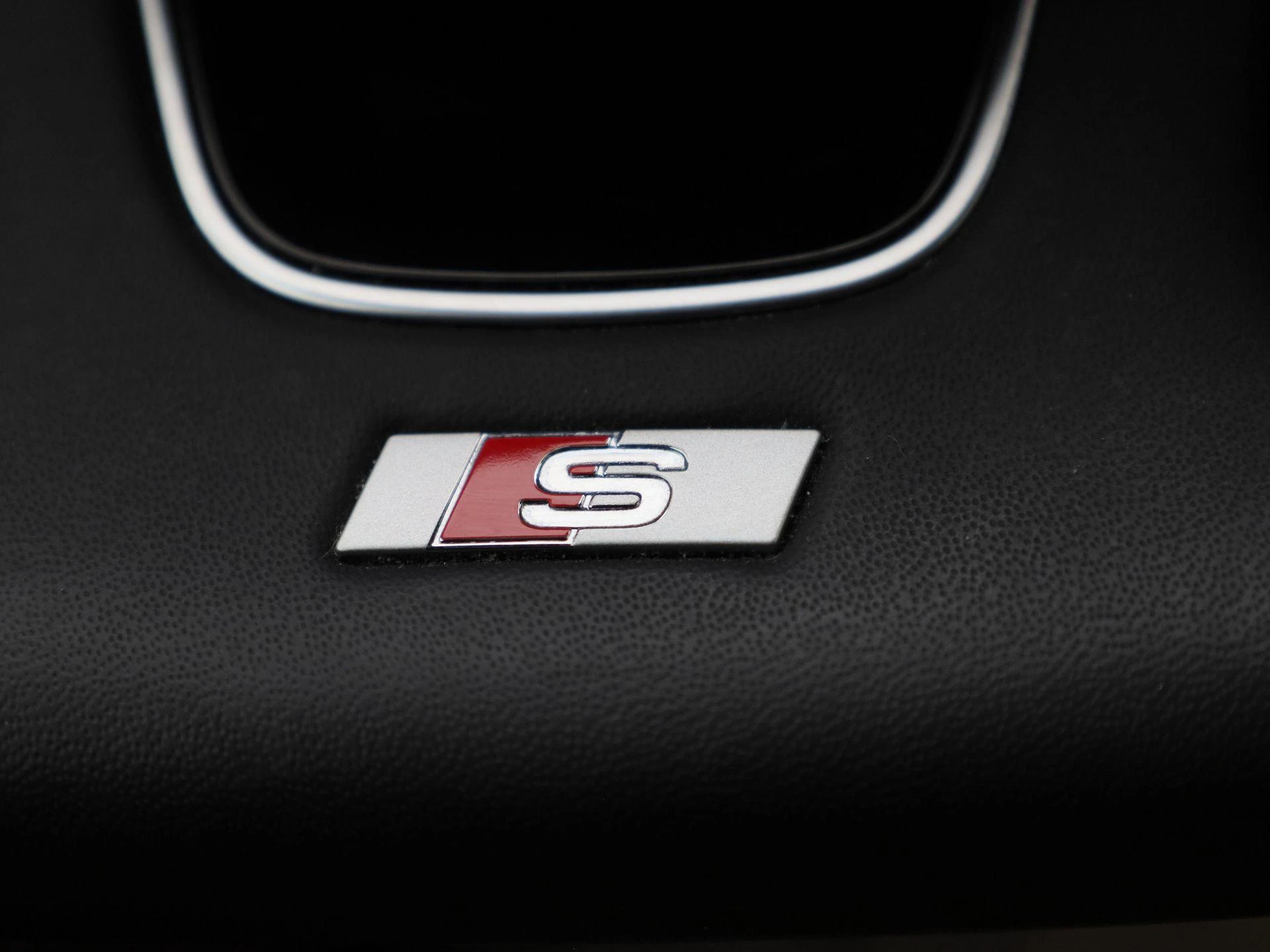 Audi-A4-image-35