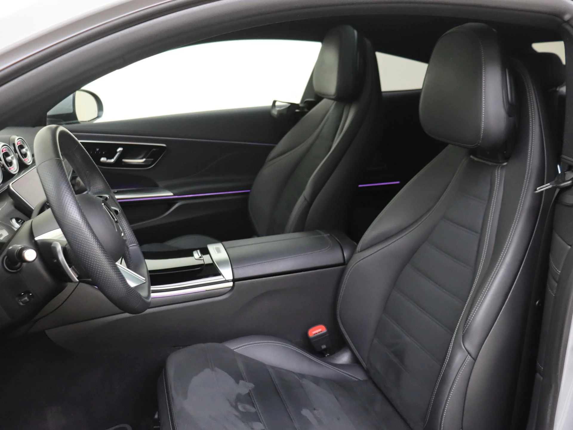 Mercedes-Benz-CLE-image-9