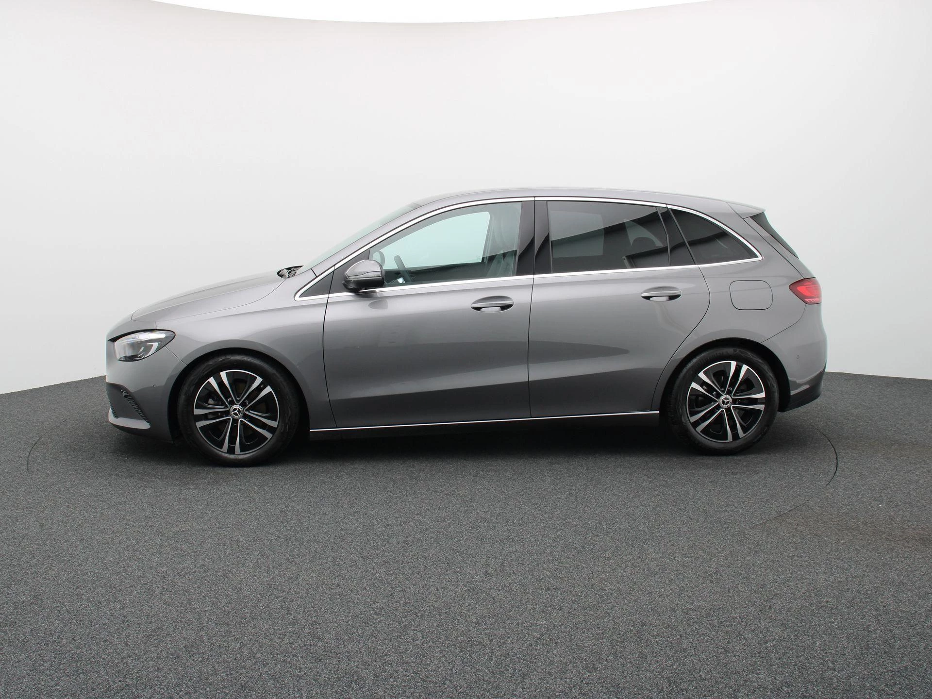 Mercedes-Benz B-Klasse 180 d Business Line + CARPLAY + CAMERA + SENSOREN +