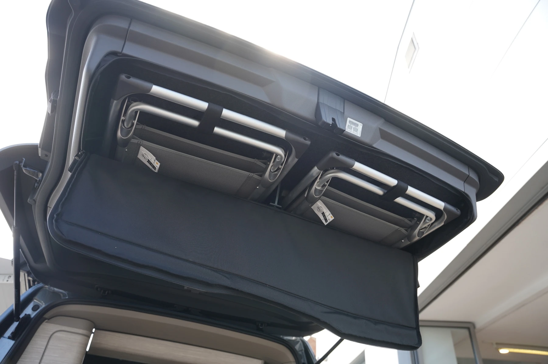 Volkswagen-California-image-21