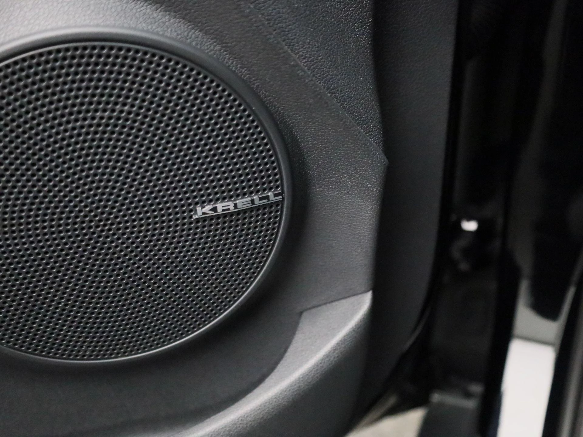 Hyundai-Kona-image-29