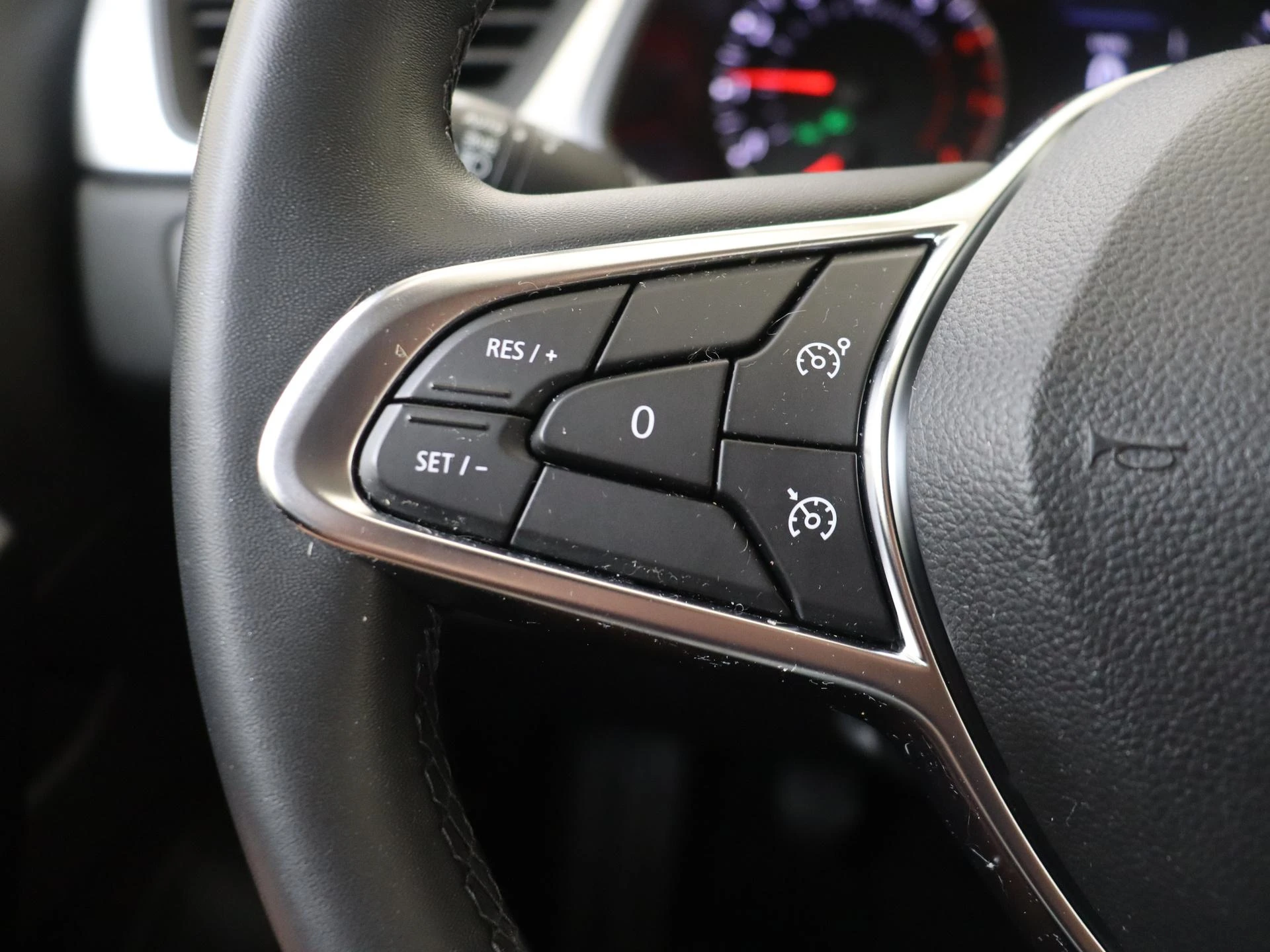 Renault-Captur-image-11