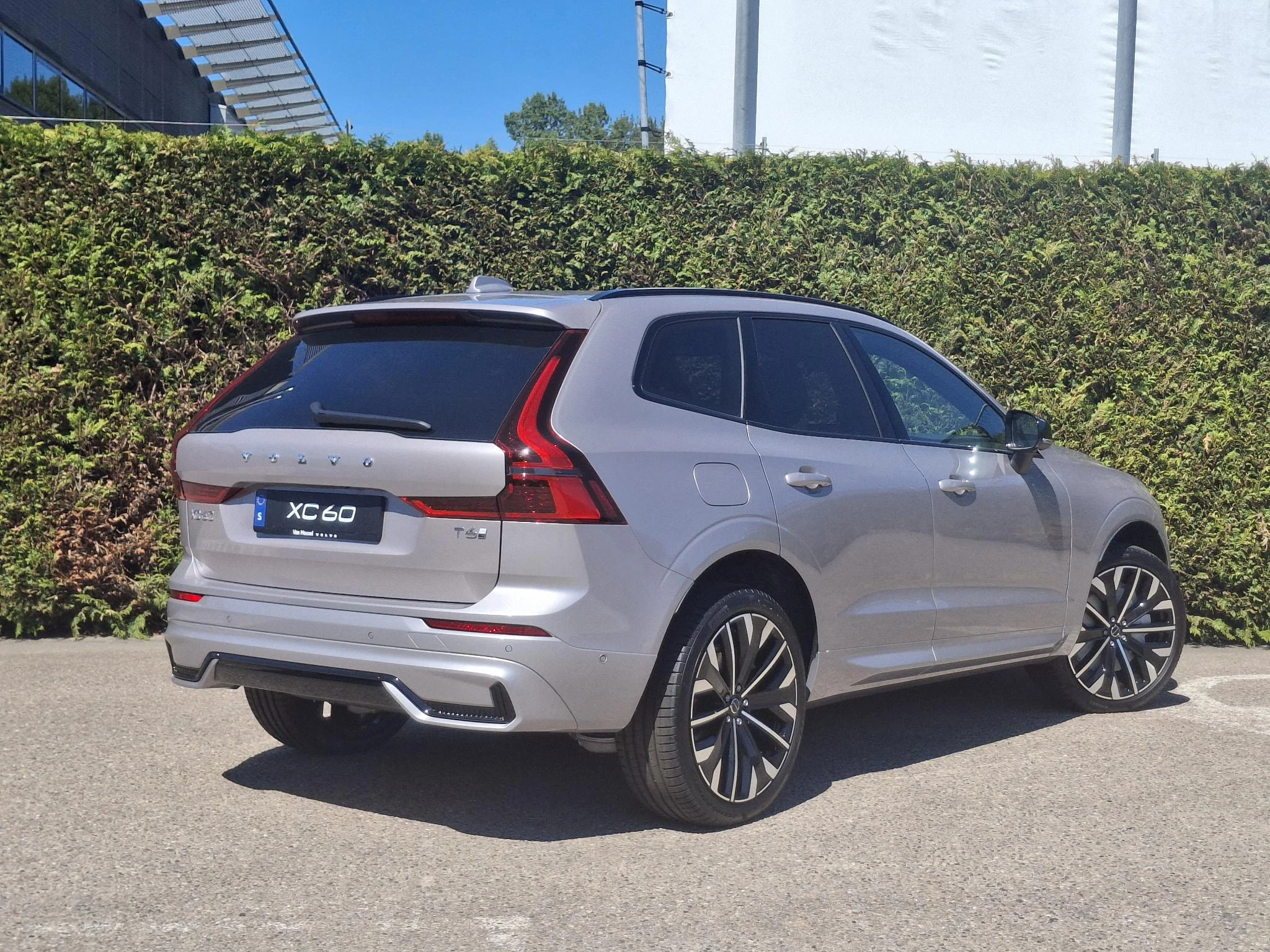 Volvo-XC60-image-1