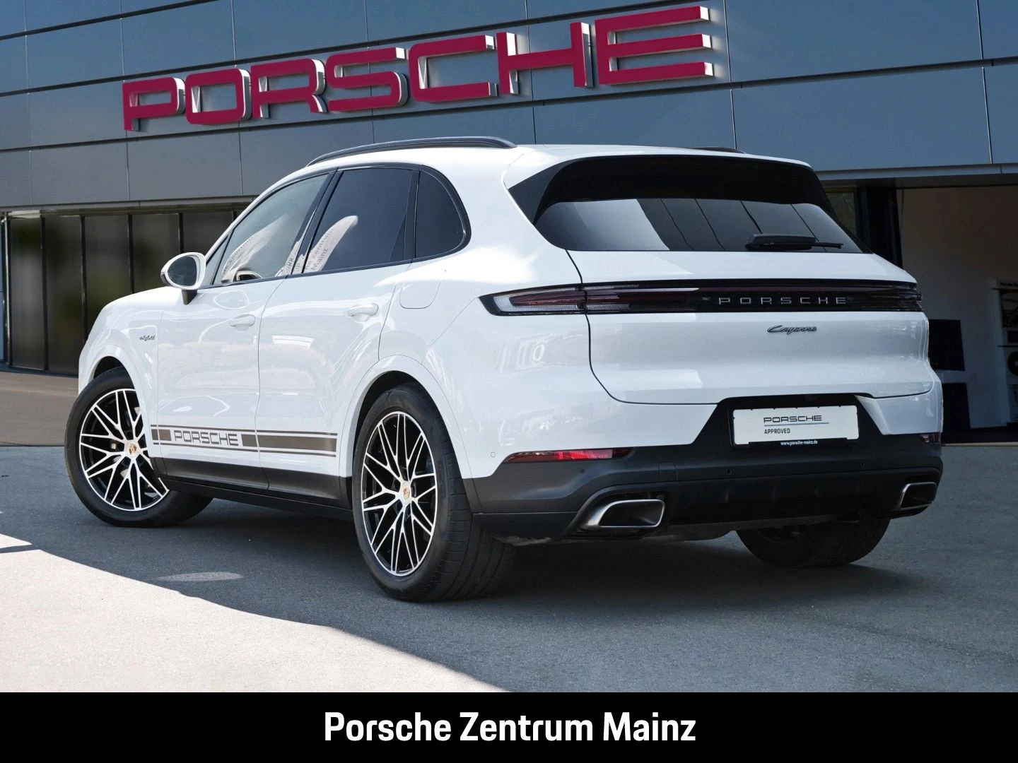 Porsche-Cayenne-image-5