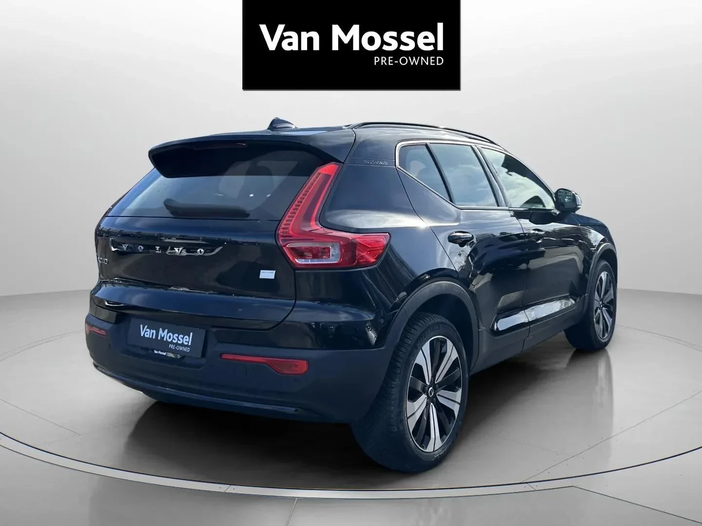 Volvo-XC40-image-4
