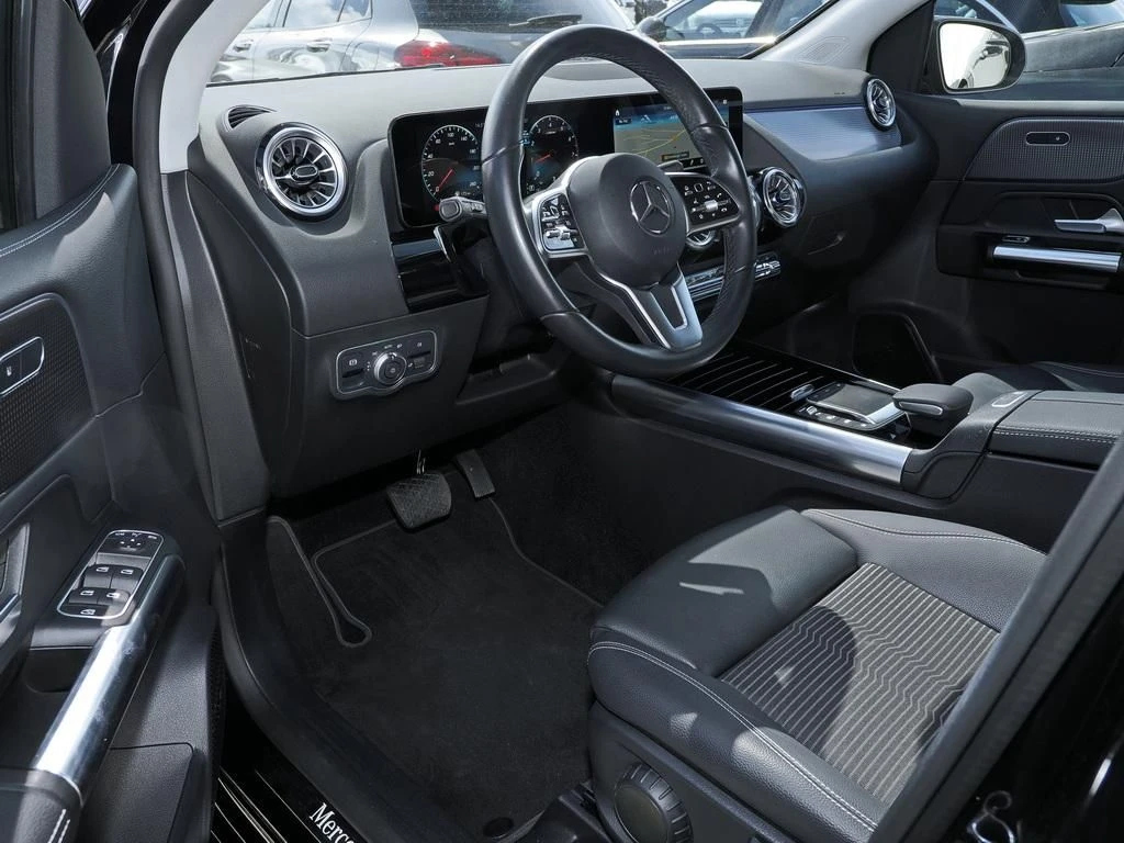 Mercedes-Benz-B-Klasse 250-image-7