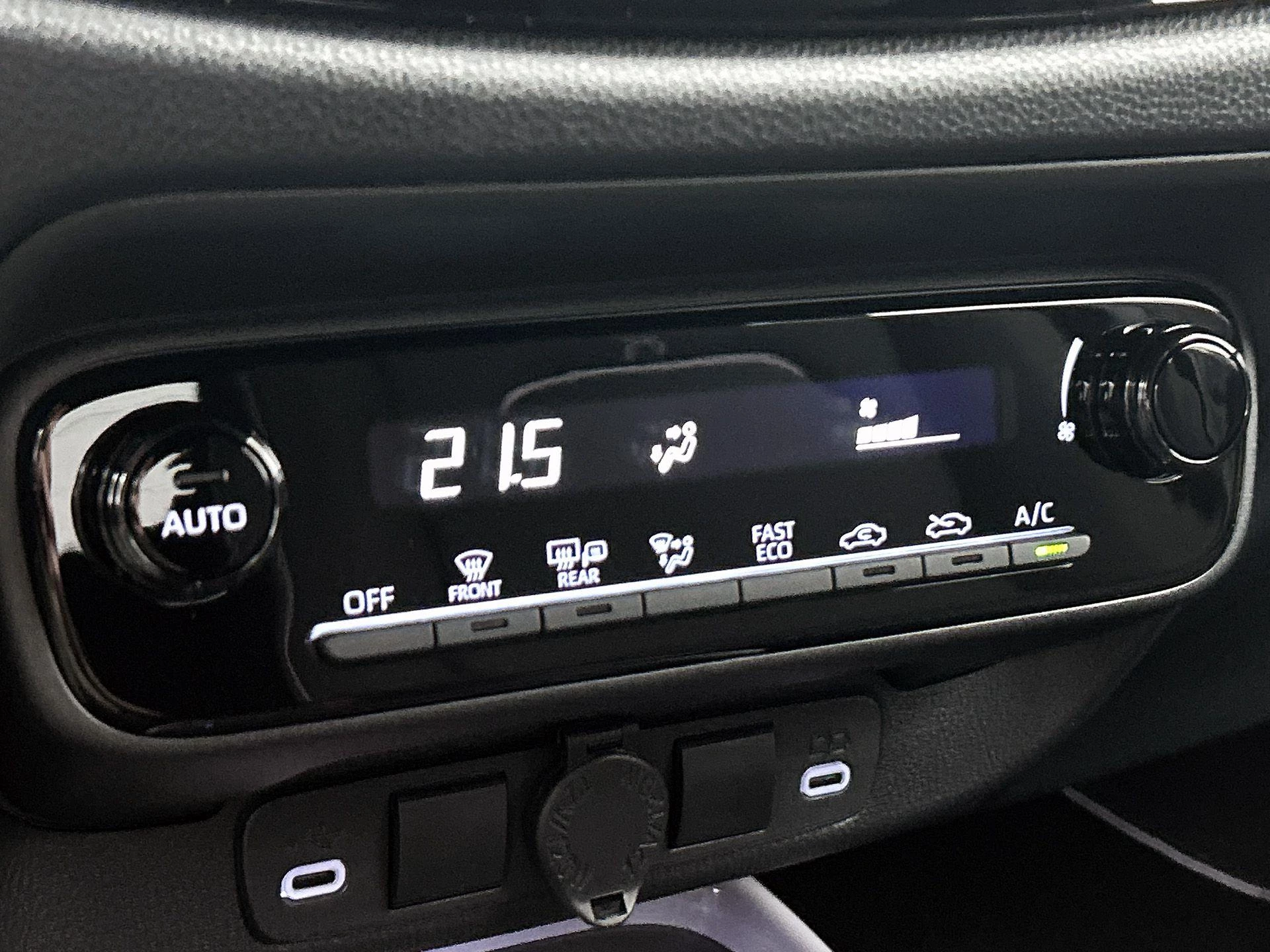 Toyota-Aygo-image-22