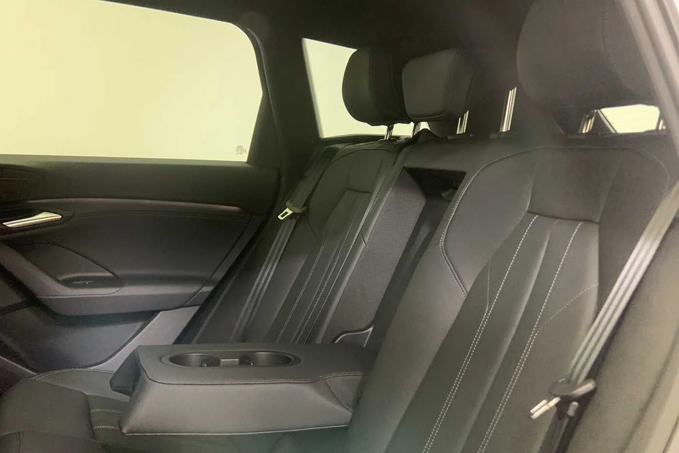 Audi-Q6 e-tron-image-9