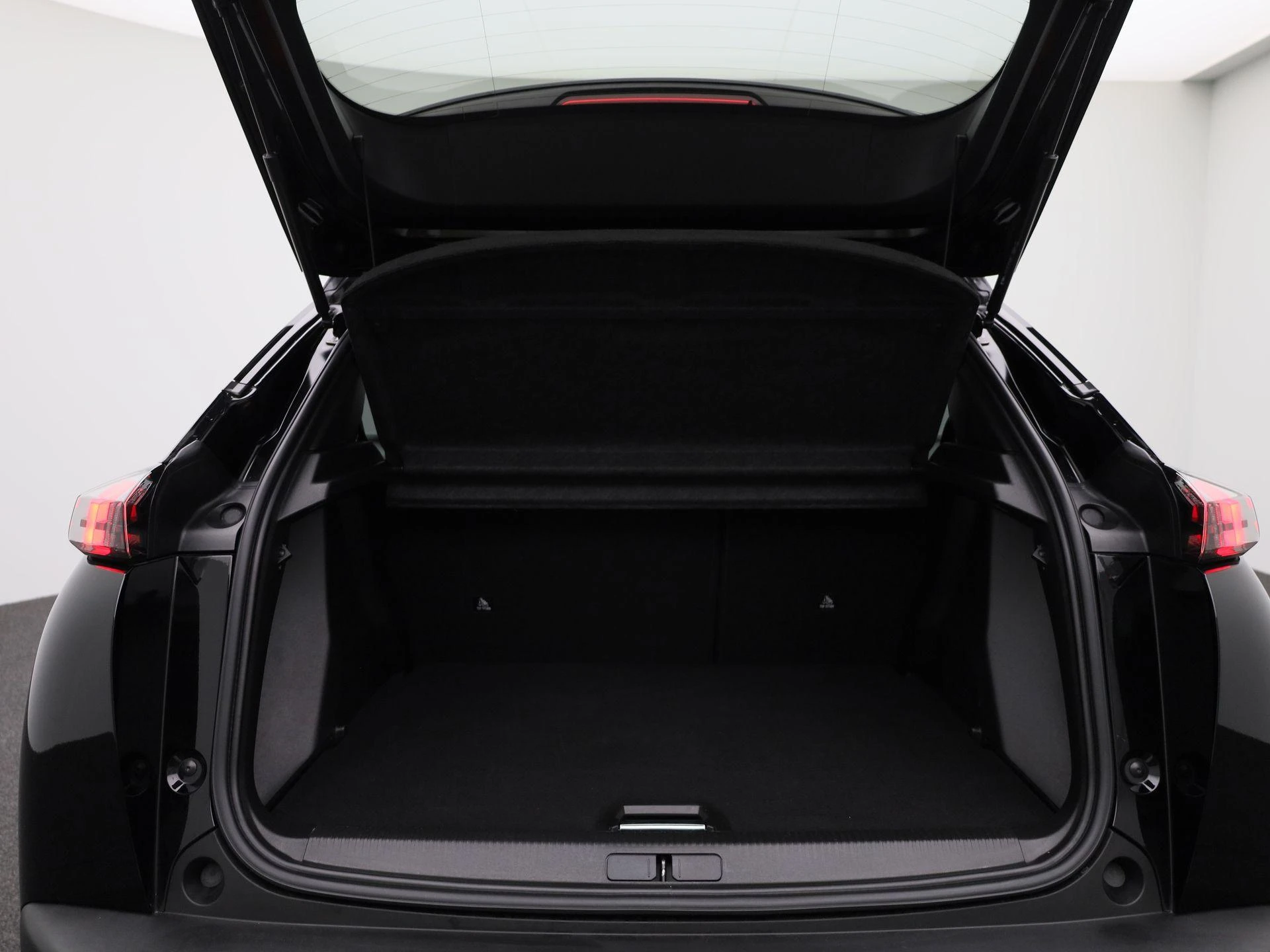 Peugeot-2008-image-13
