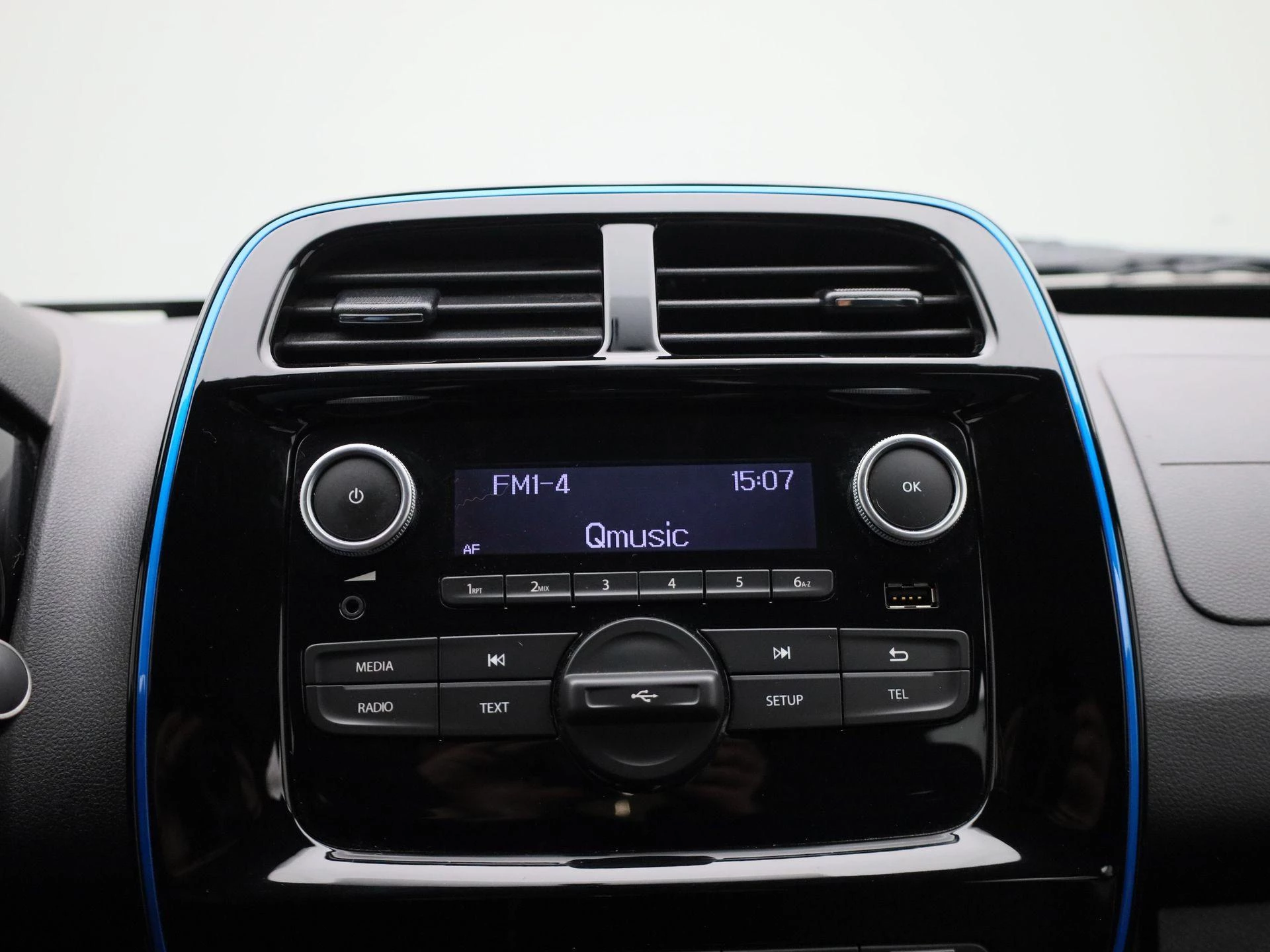 Dacia-Spring-image-15