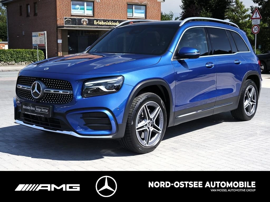 Mercedes-Benz GLB 220 d 4M AMG HUD AHK MULTI PANO STANDHZ 360 AMG Line