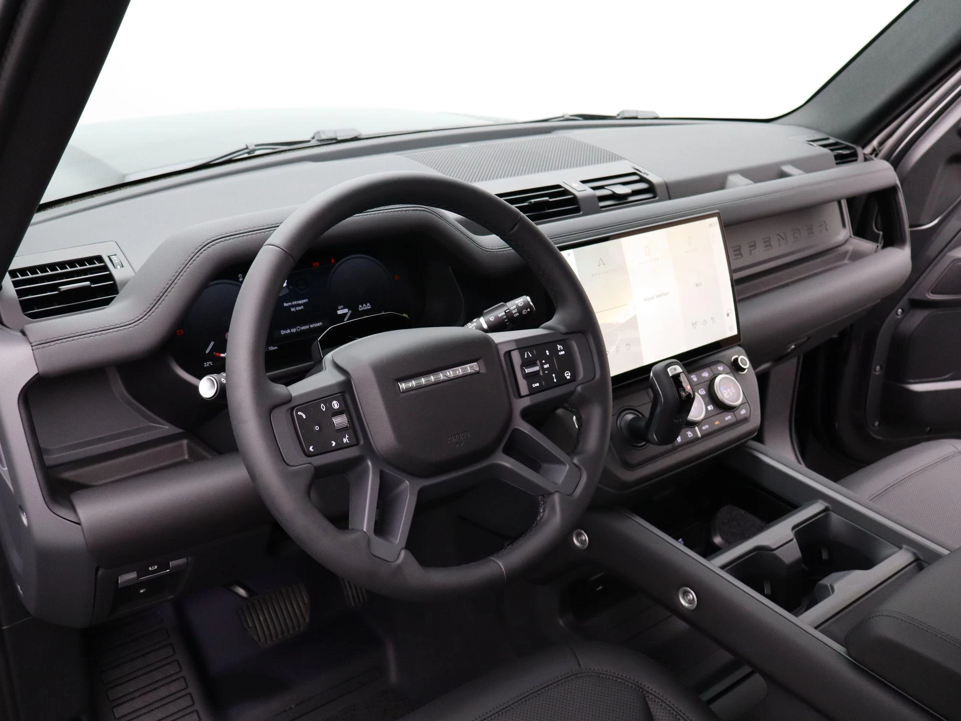Land Rover-Defender-image-31