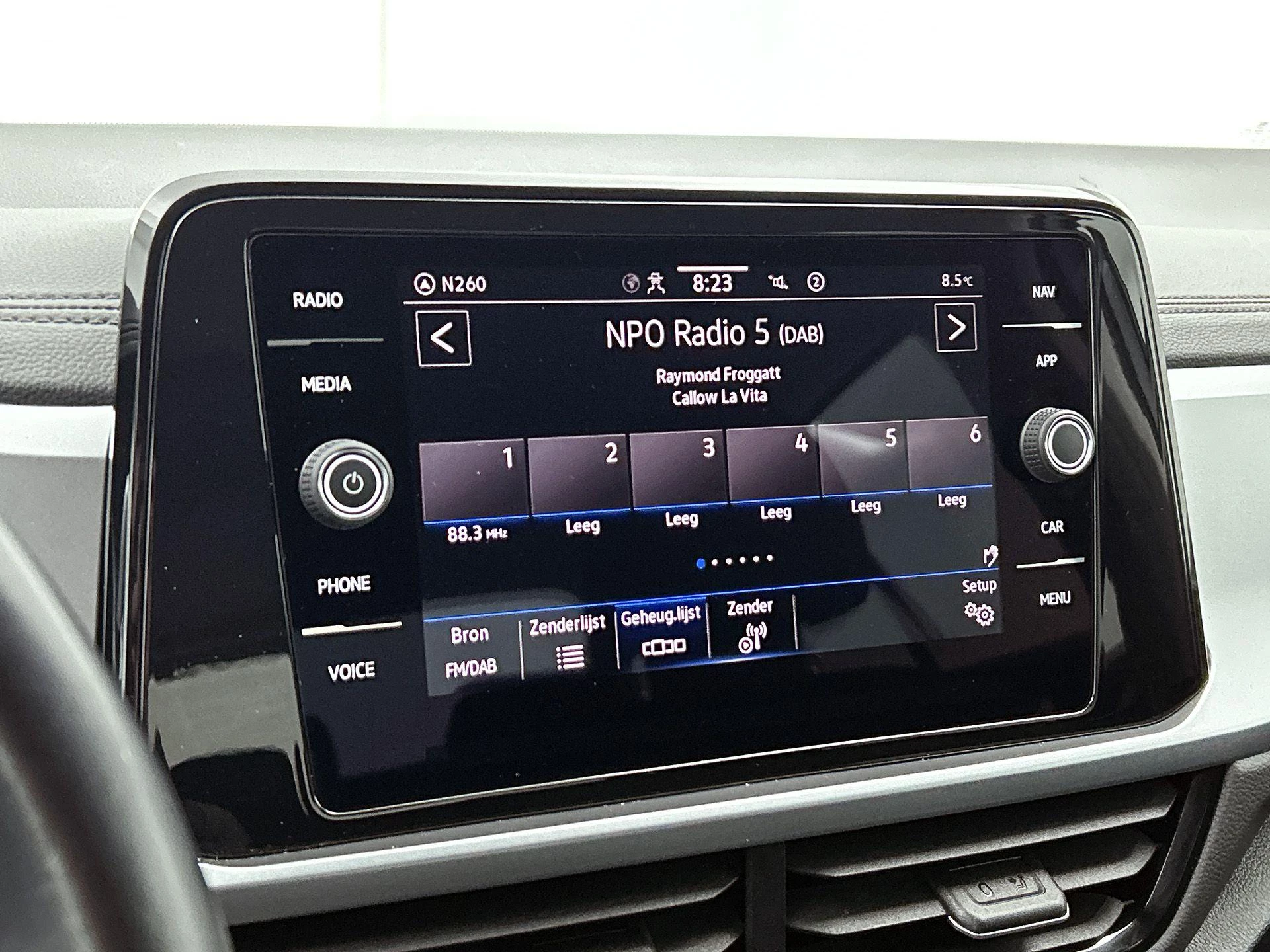 Volkswagen T-Roc 1.5 TSI Life 75 Edition