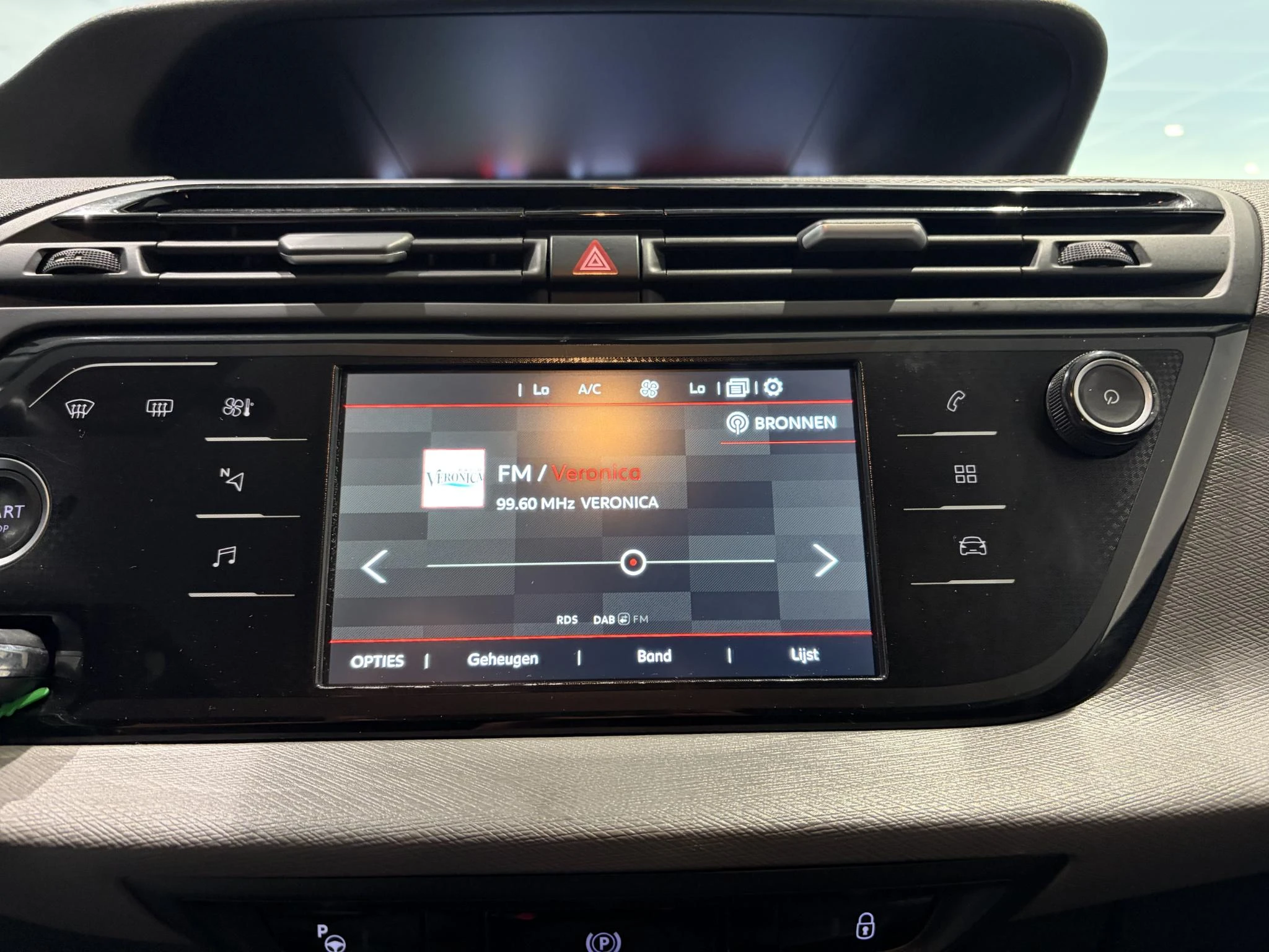Citroën-C4 Spacetourer-image-14