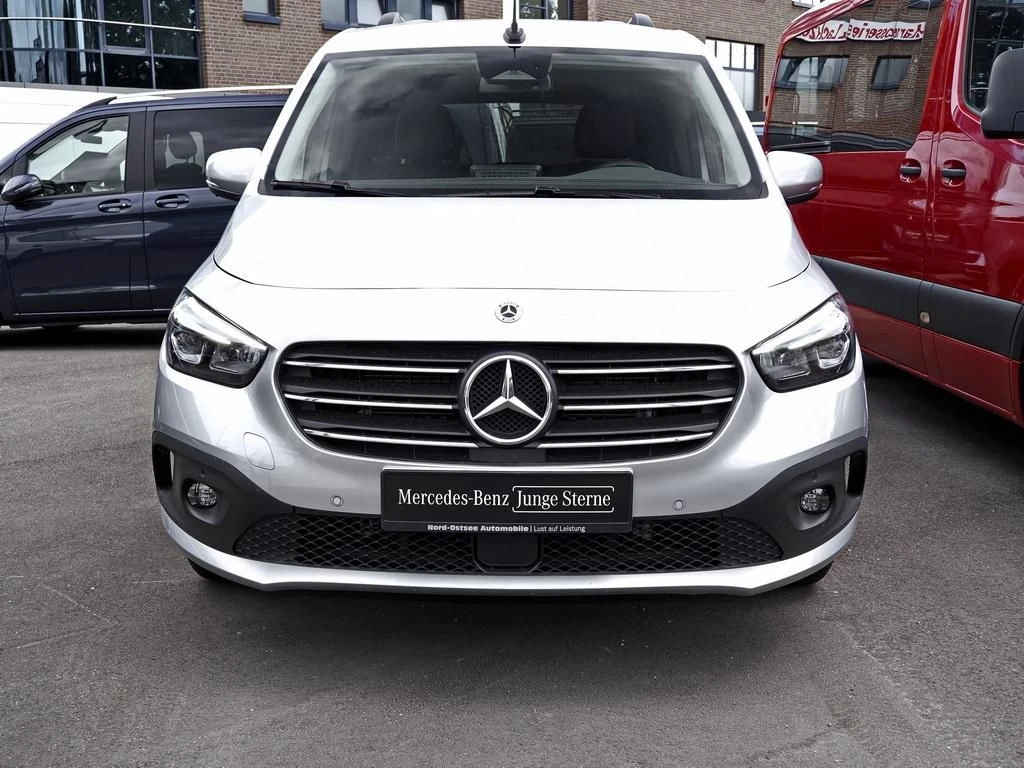 Mercedes-Benz-T-Klasse 180 d-image-3