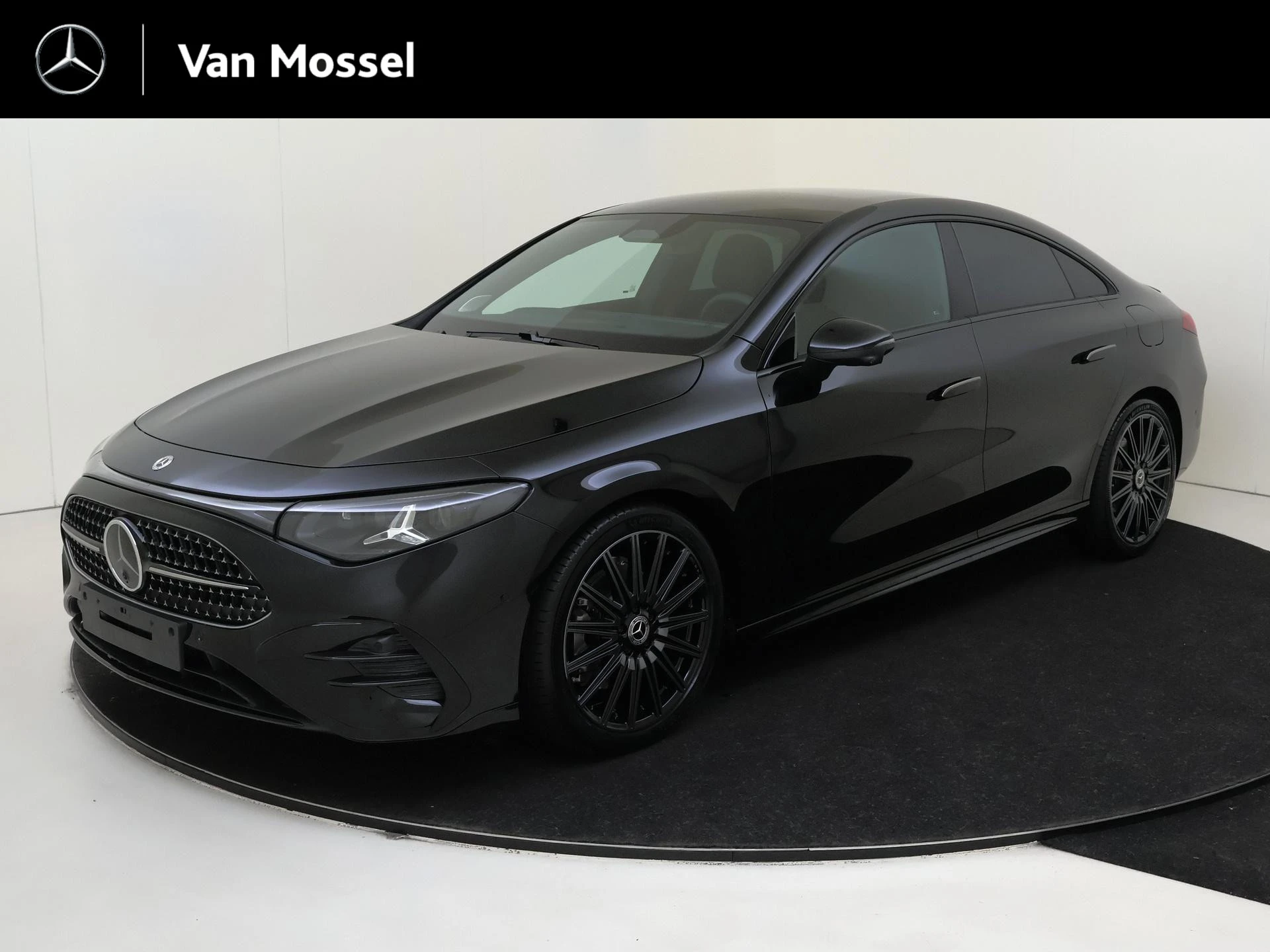 Mercedes-Benz-CLA-image-0