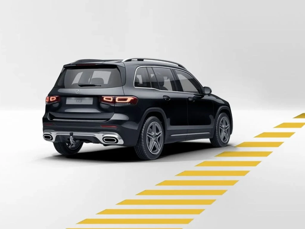Mercedes-Benz-GLB 220 d-image-6