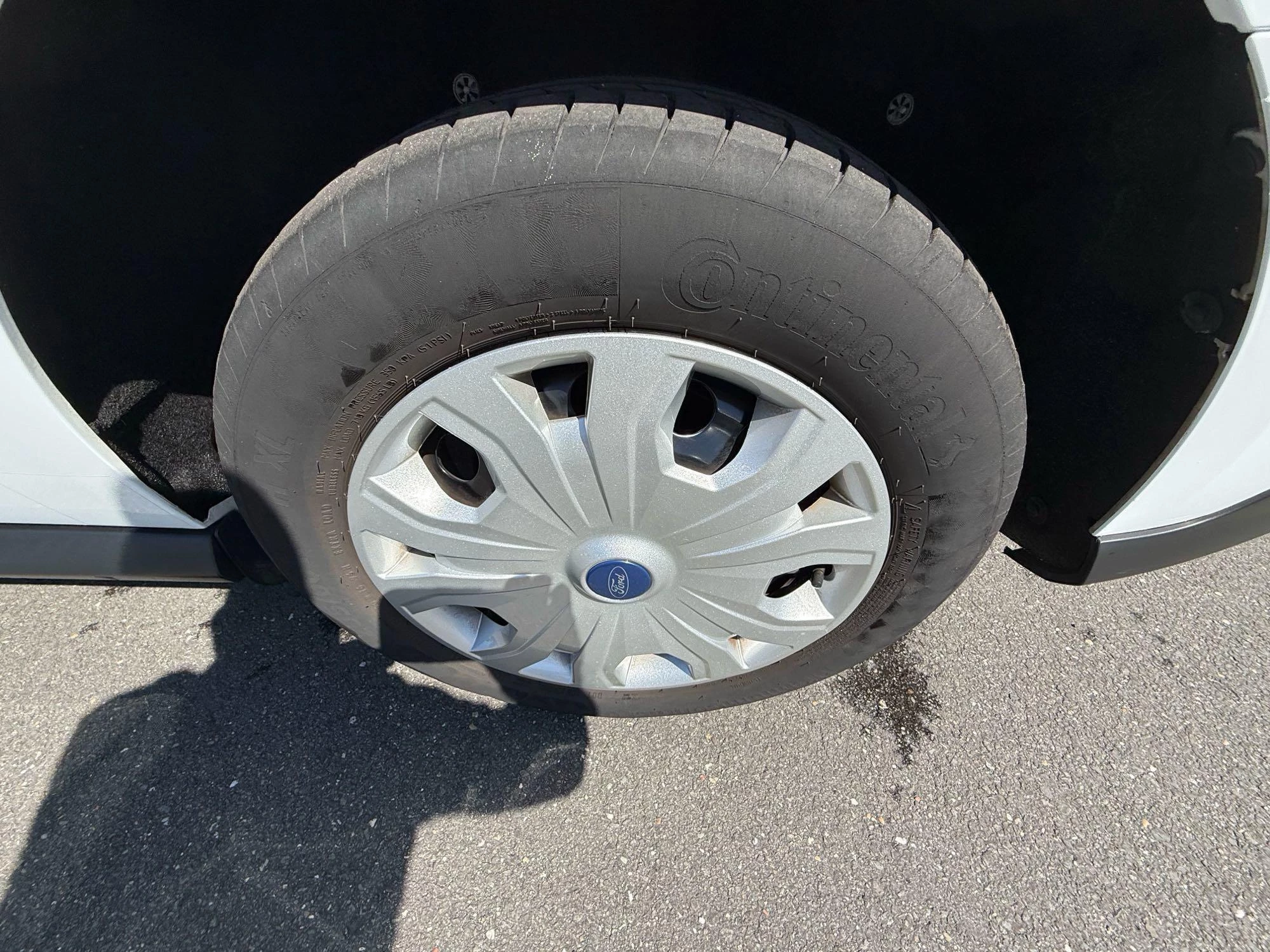 Ford-Transit Connect-image-13