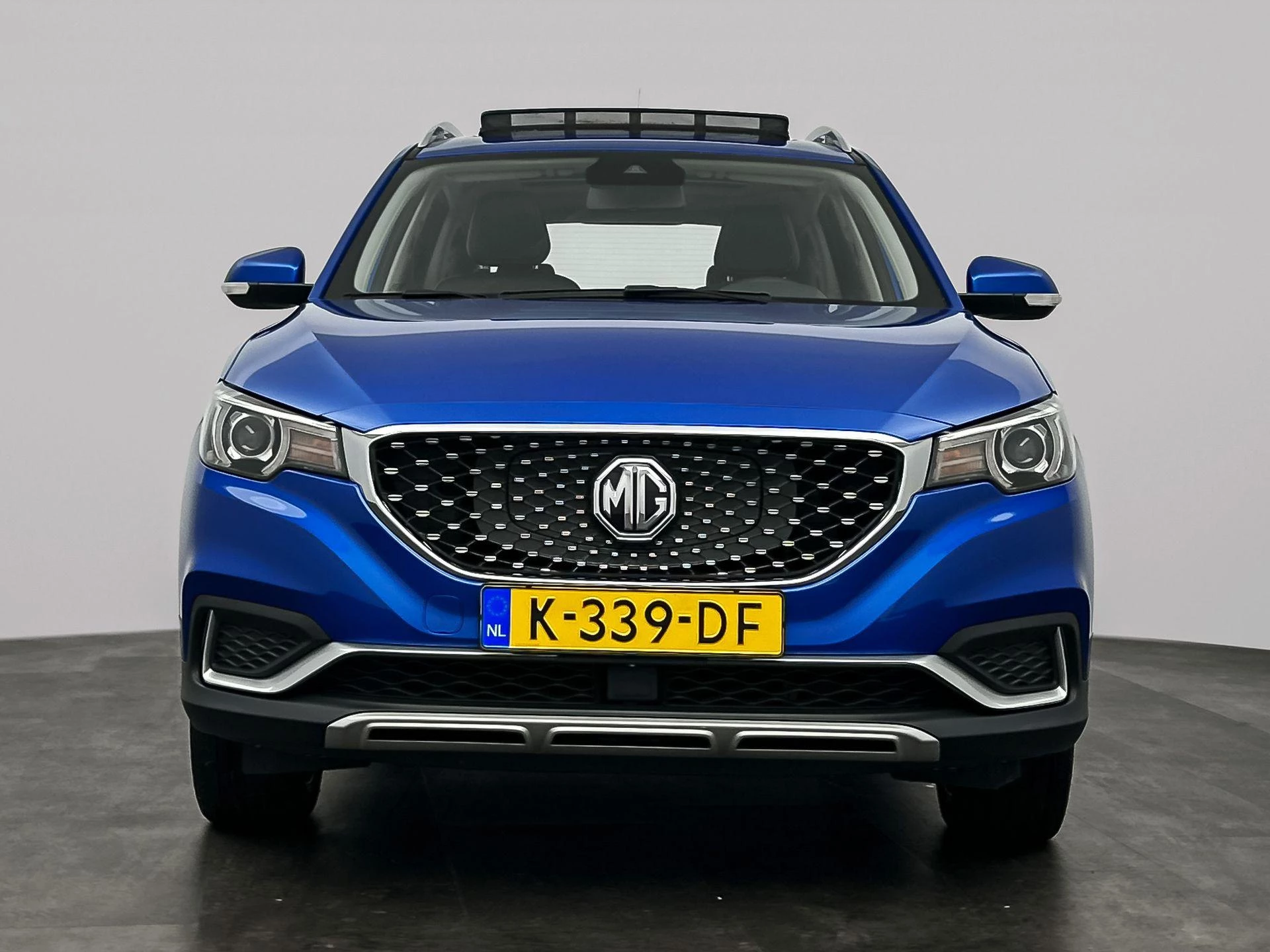 MG-ZS EV-image-9