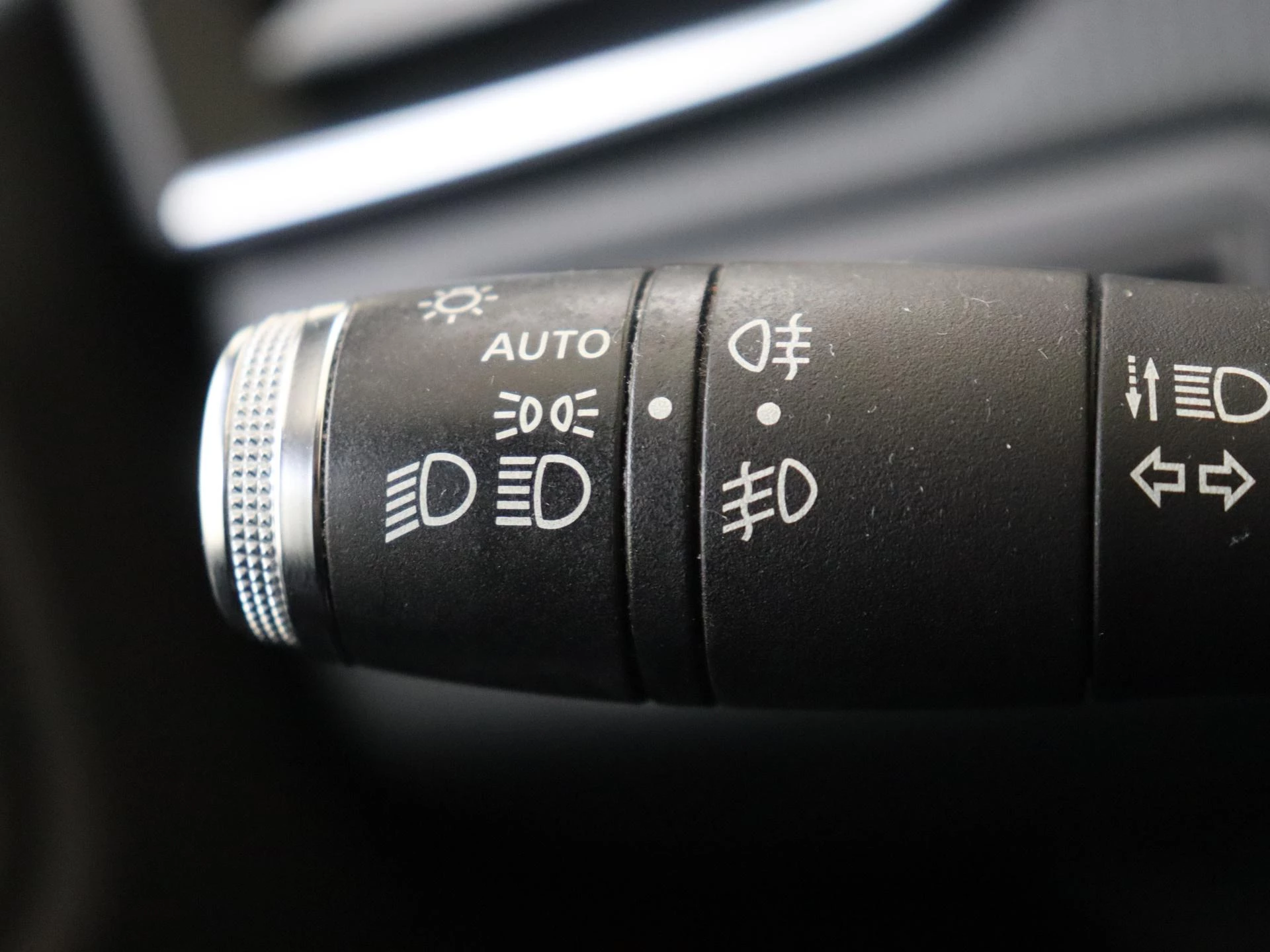 Renault-Clio-image-21