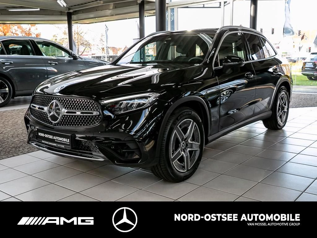 Mercedes-Benz GLC 300 d 4M AMG LED AHK DISTRO MEMORY AMBIENTE AMG LineX254 GLC 300 d 4M AMG LED AHK DISTRO MEMORY AMBIENTE AMG Line