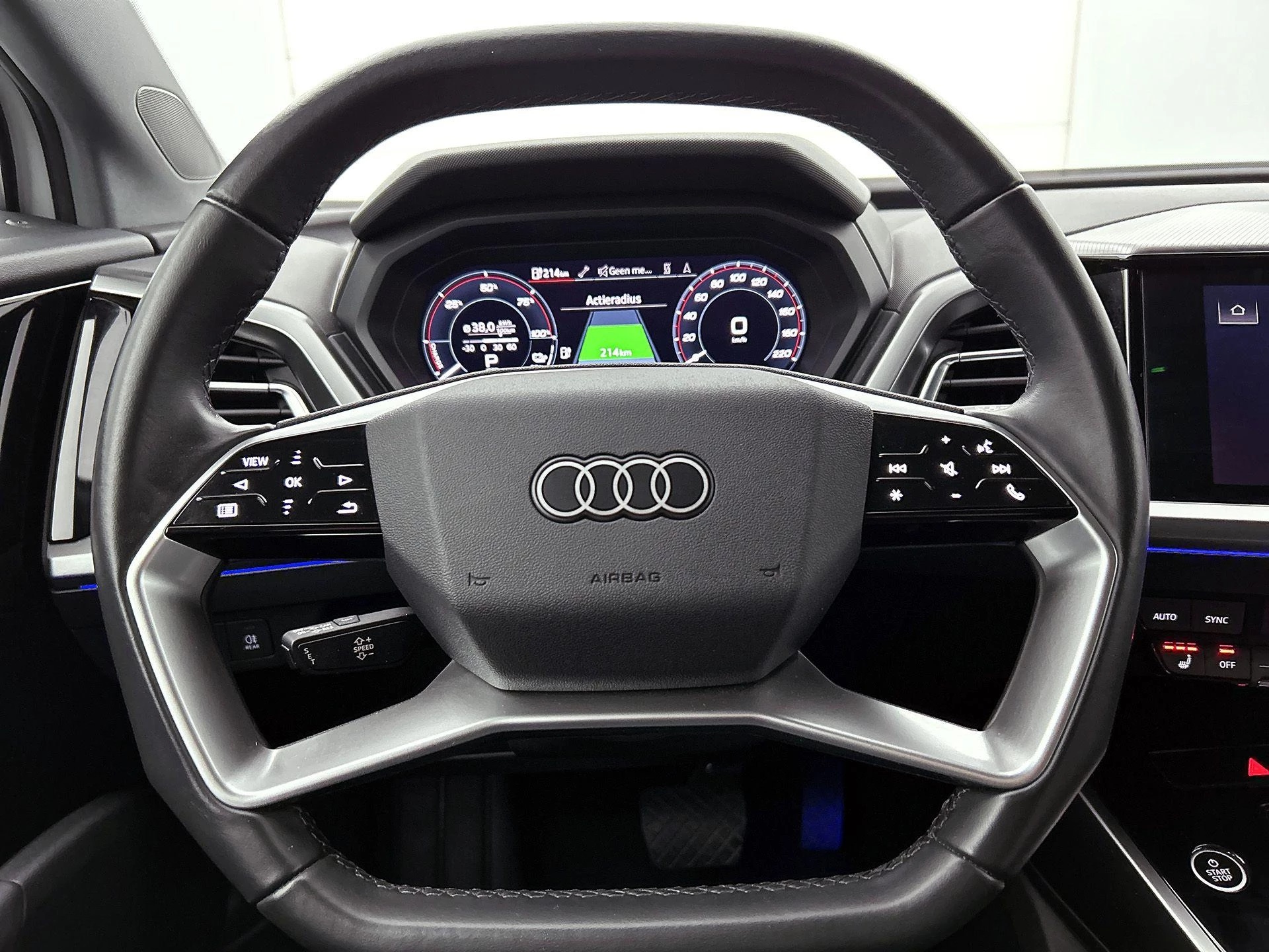 Audi-Q4 e-tron-image-11