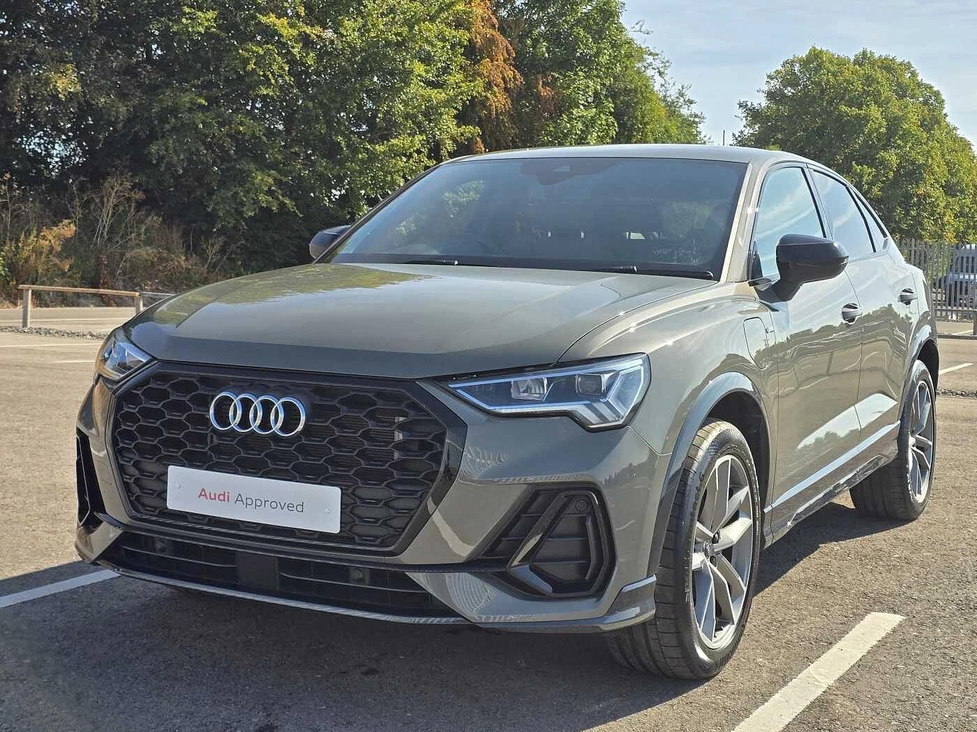 Audi-Q3-image-30
