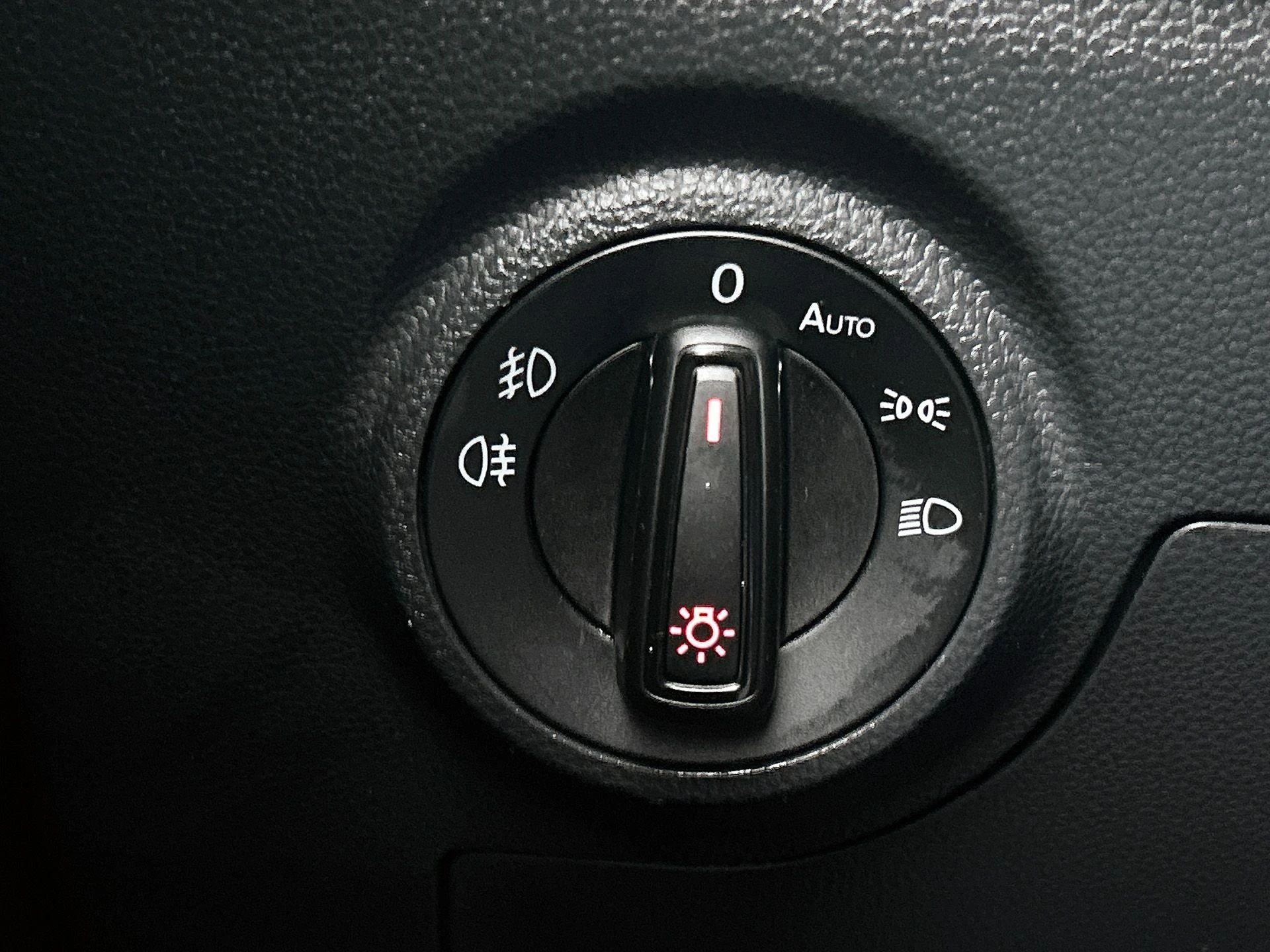 SEAT-Arona-image-17