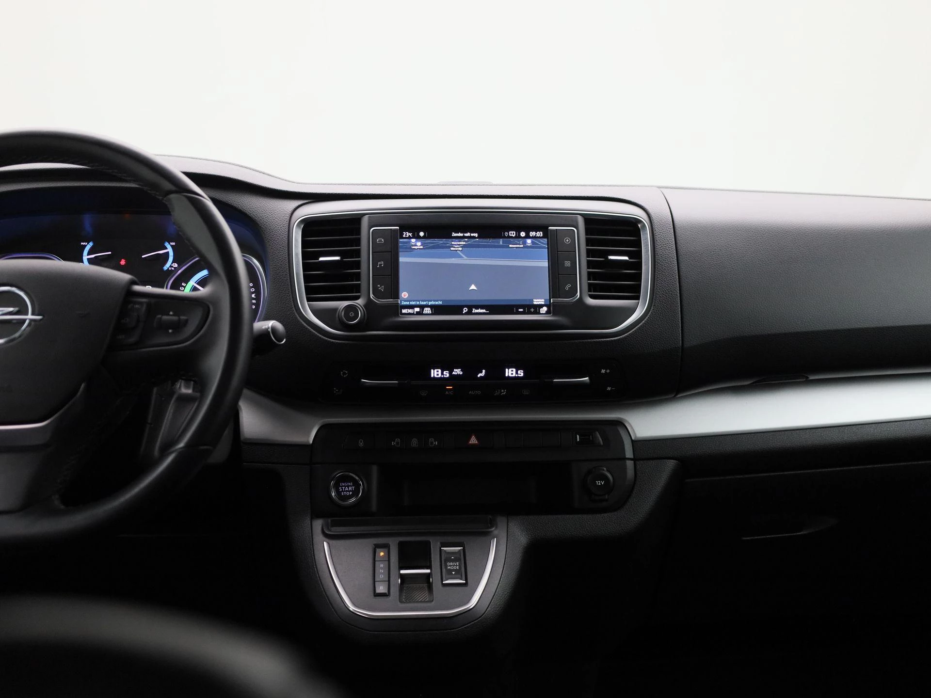 Opel-Zafira e-Life-image-8