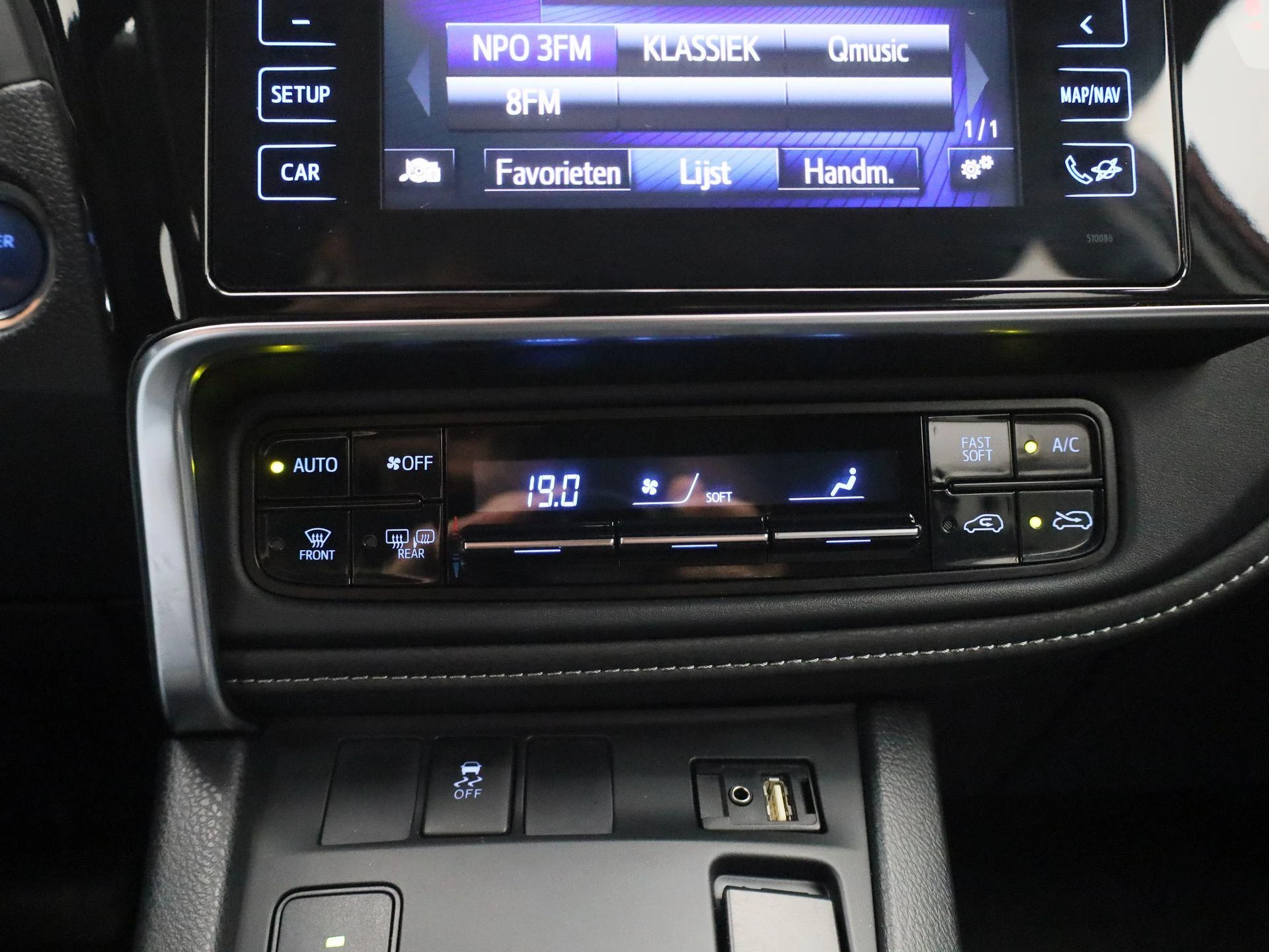 Toyota-Auris-image-18