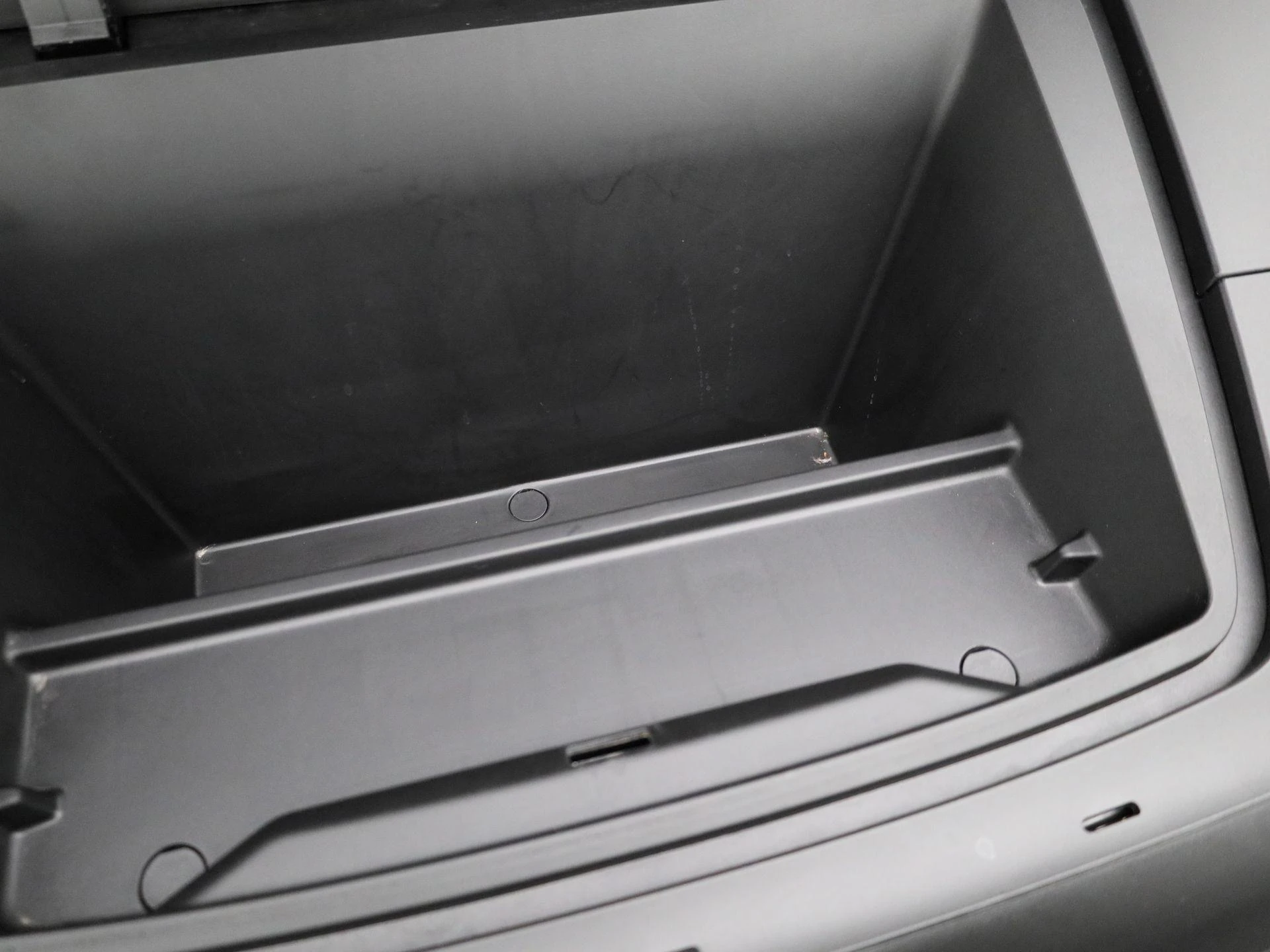 Volvo-EX30-image-38