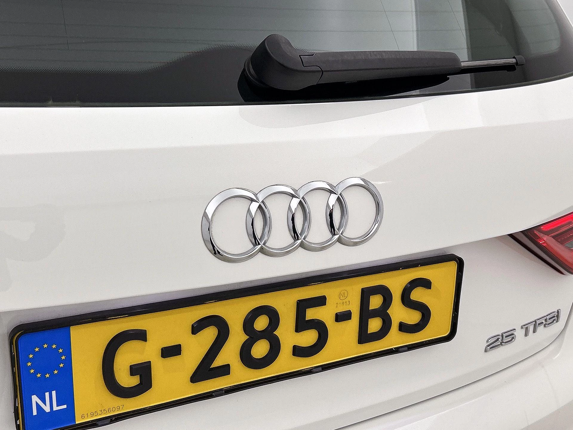 Audi-A1 Sportback-image-6