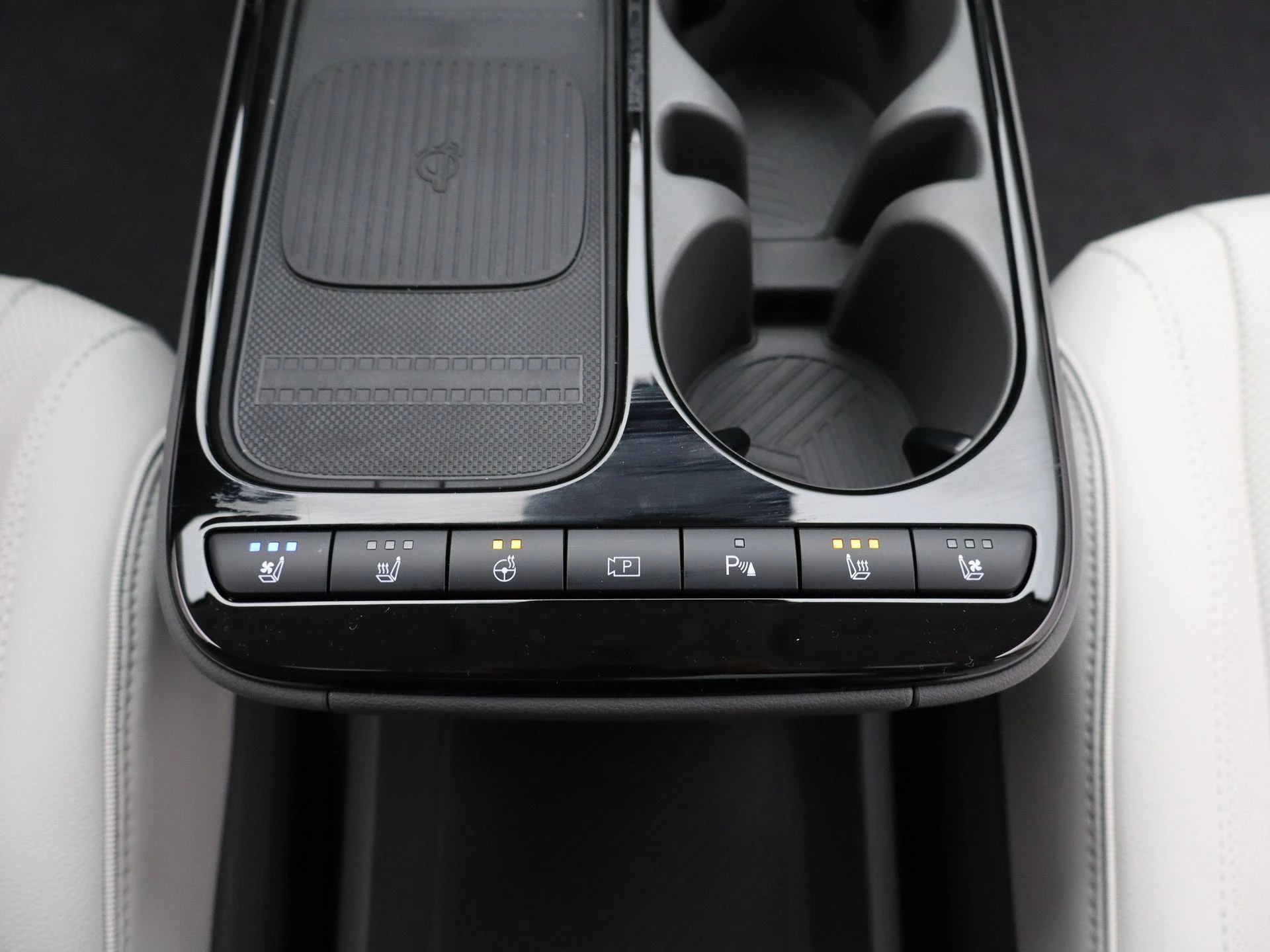 Hyundai-IONIQ 5-image-22