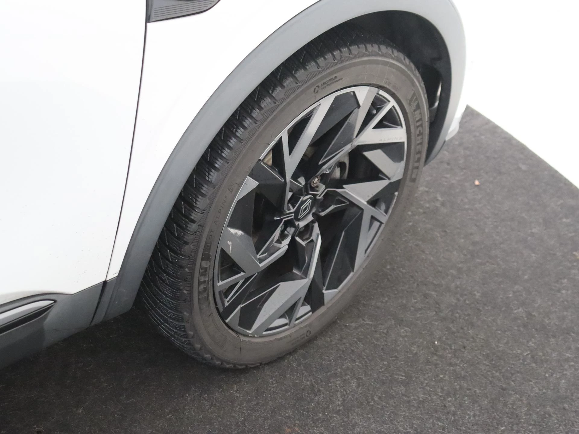 Renault Arkana 1.6 E-Tech full hybrid 145 esprit Alpine