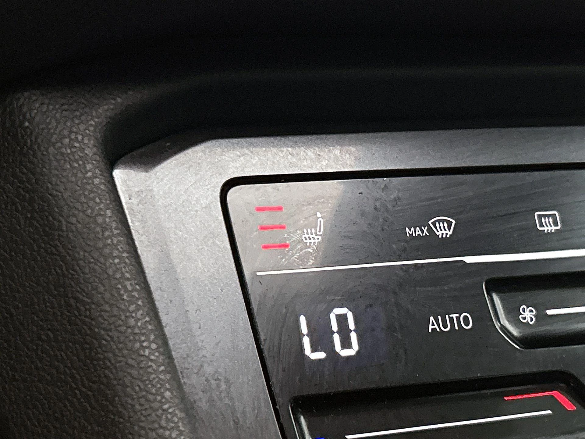Volkswagen-Tiguan Allspace-image-7