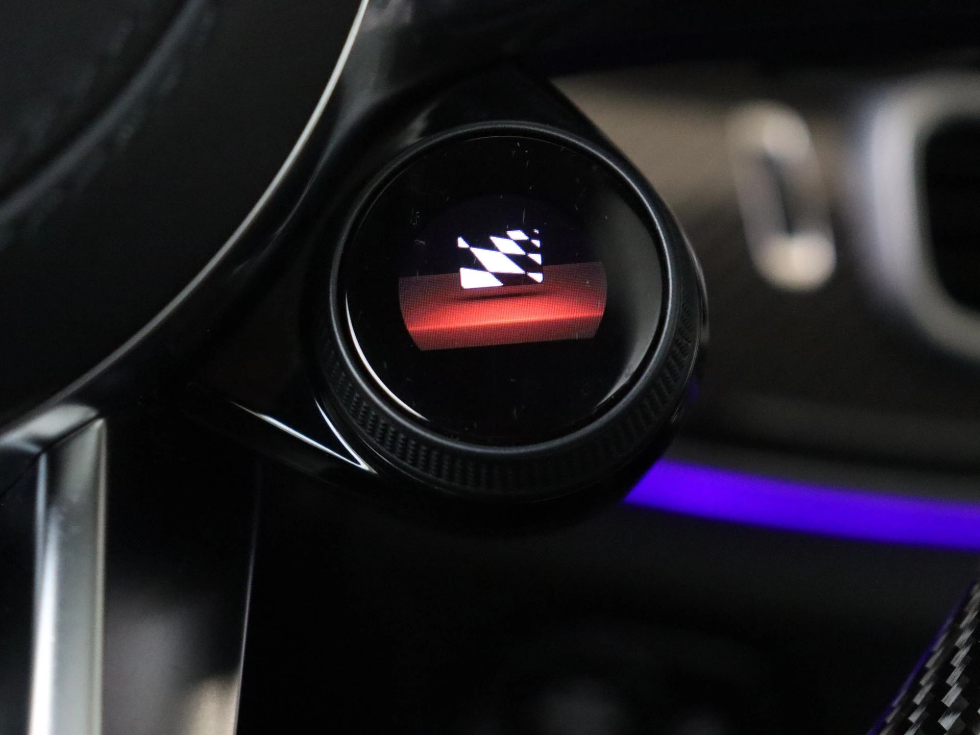 Mercedes-Benz-GLE-image-22