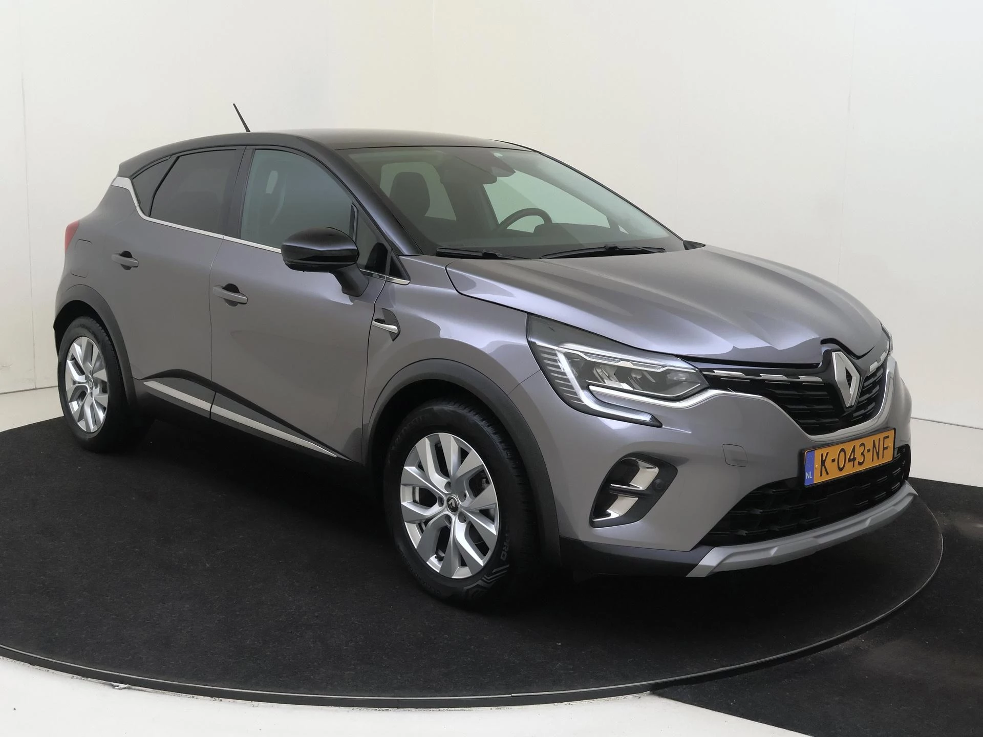 Renault Captur 1.3 TCe 140 Intens