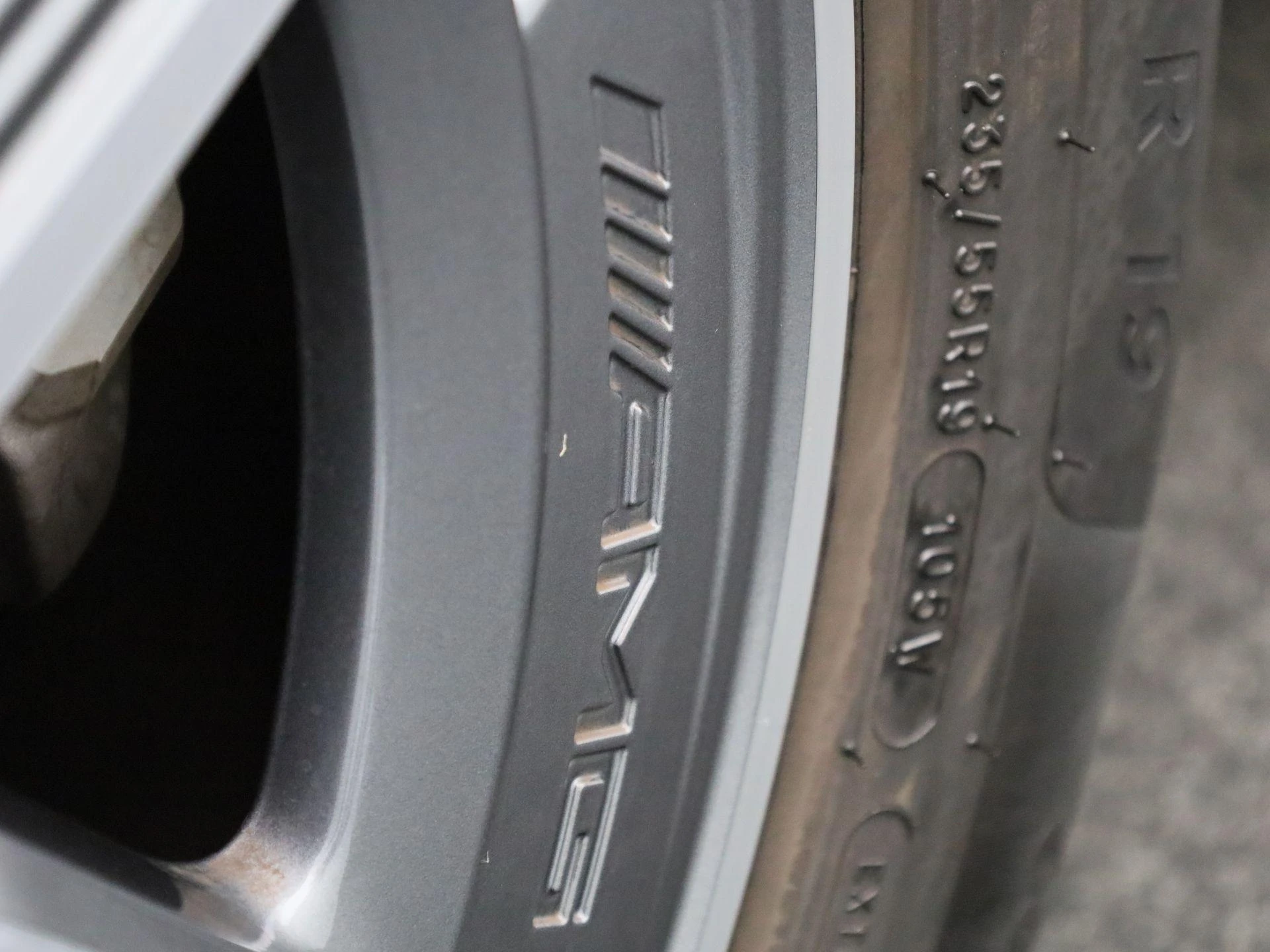 Mercedes-Benz-GLC-image-15
