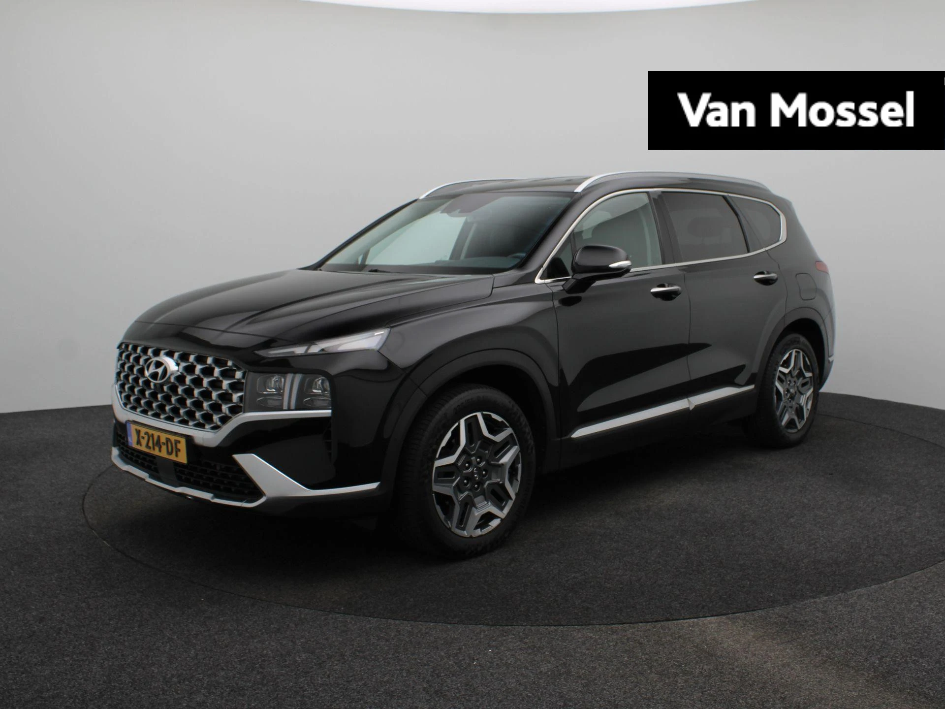 Hyundai-Santa Fe-image-0