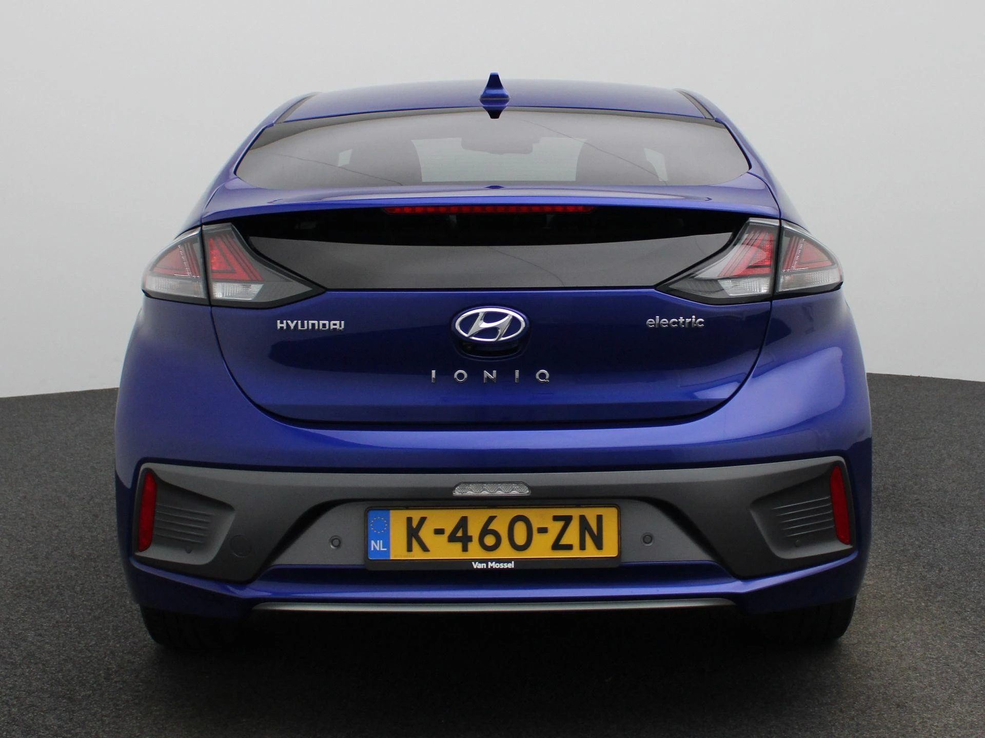 Hyundai-IONIQ-image-4