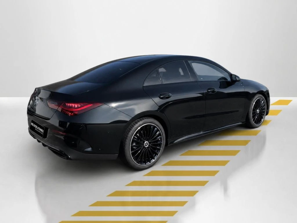 Mercedes-Benz-CLA 200-image-14