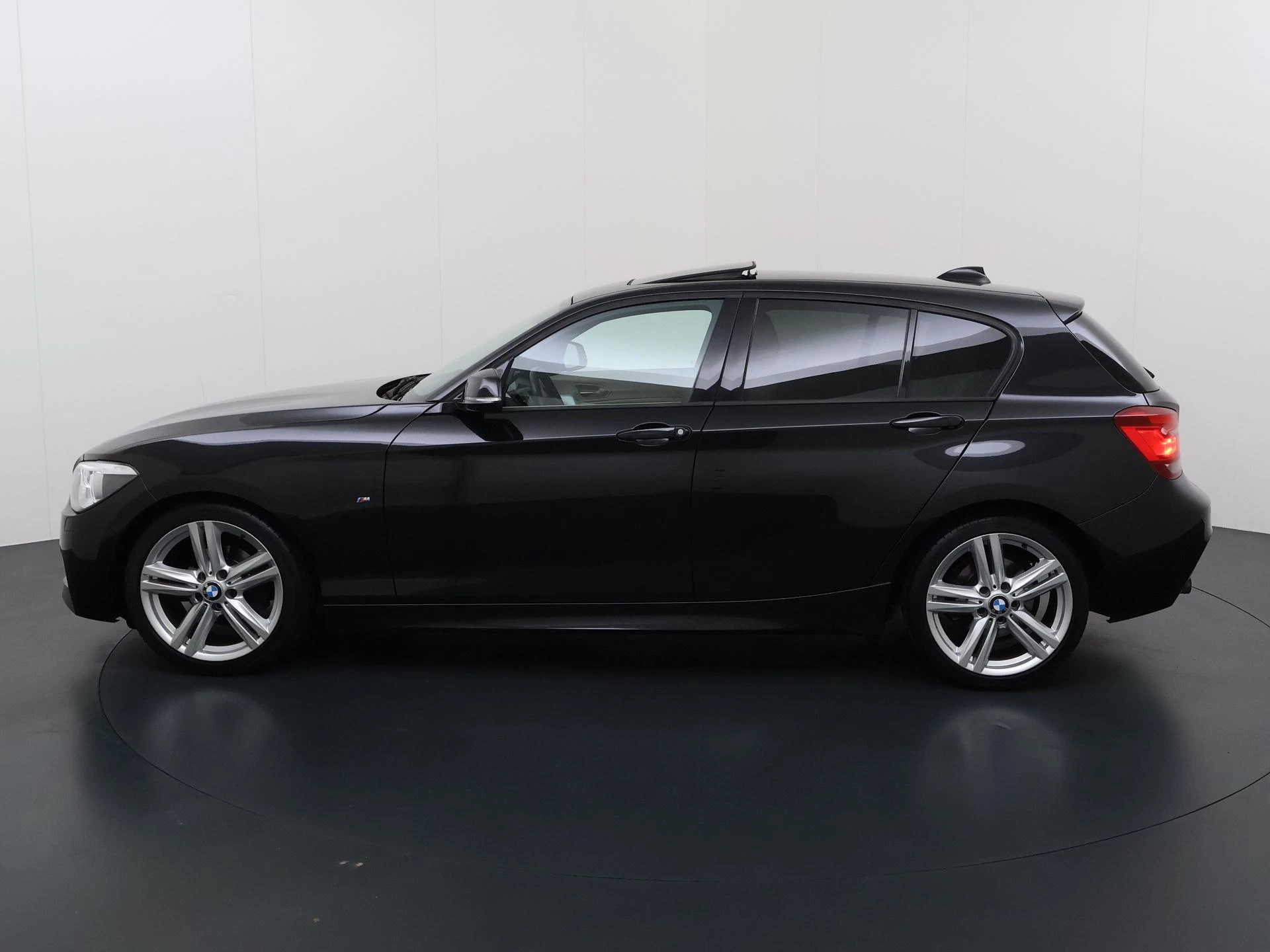 BMW-1 Serie-image-1