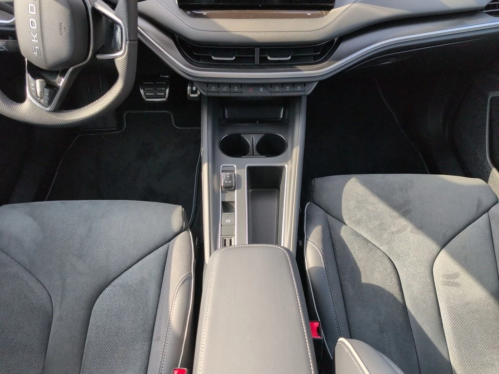 Škoda Enyaq Coupe 85x Sportline ABGABE 09.2026