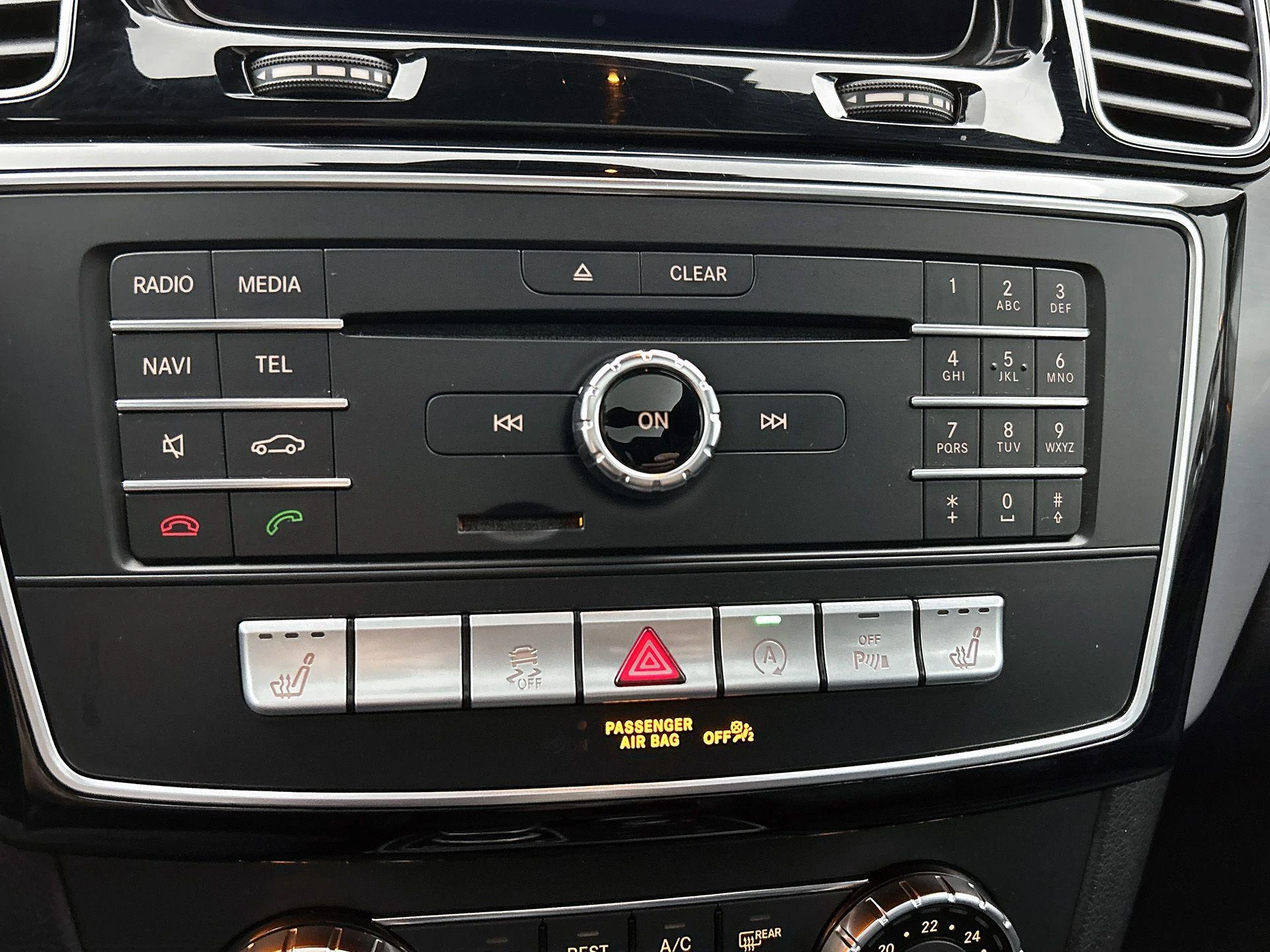 Mercedes-Benz-GLE-image-11