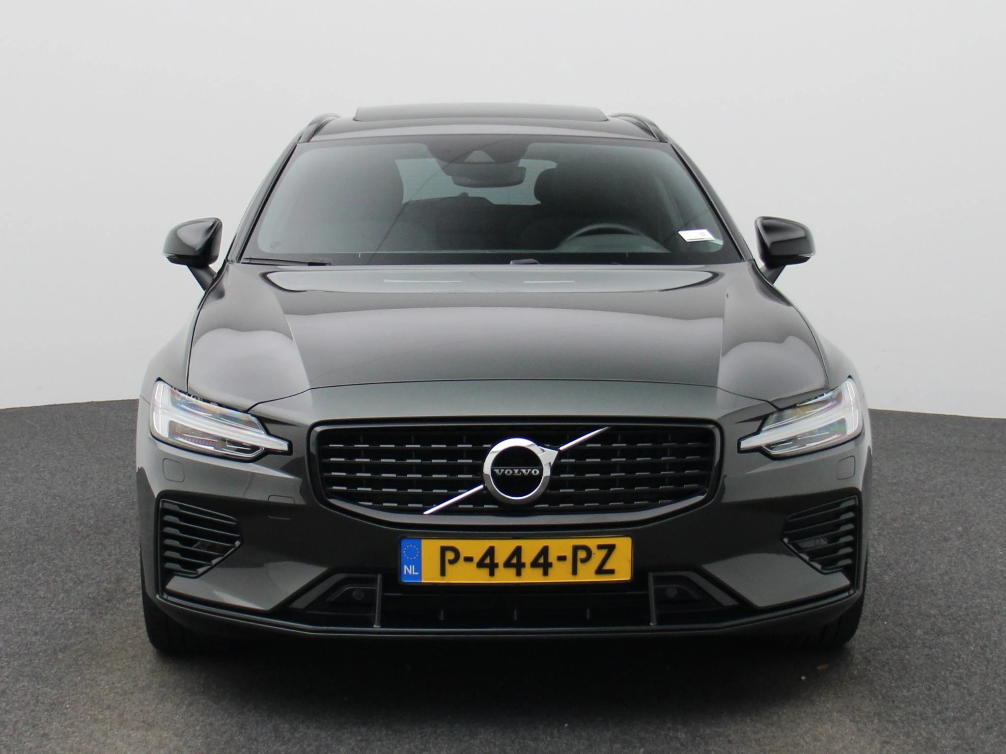 Volvo-V60-image-2