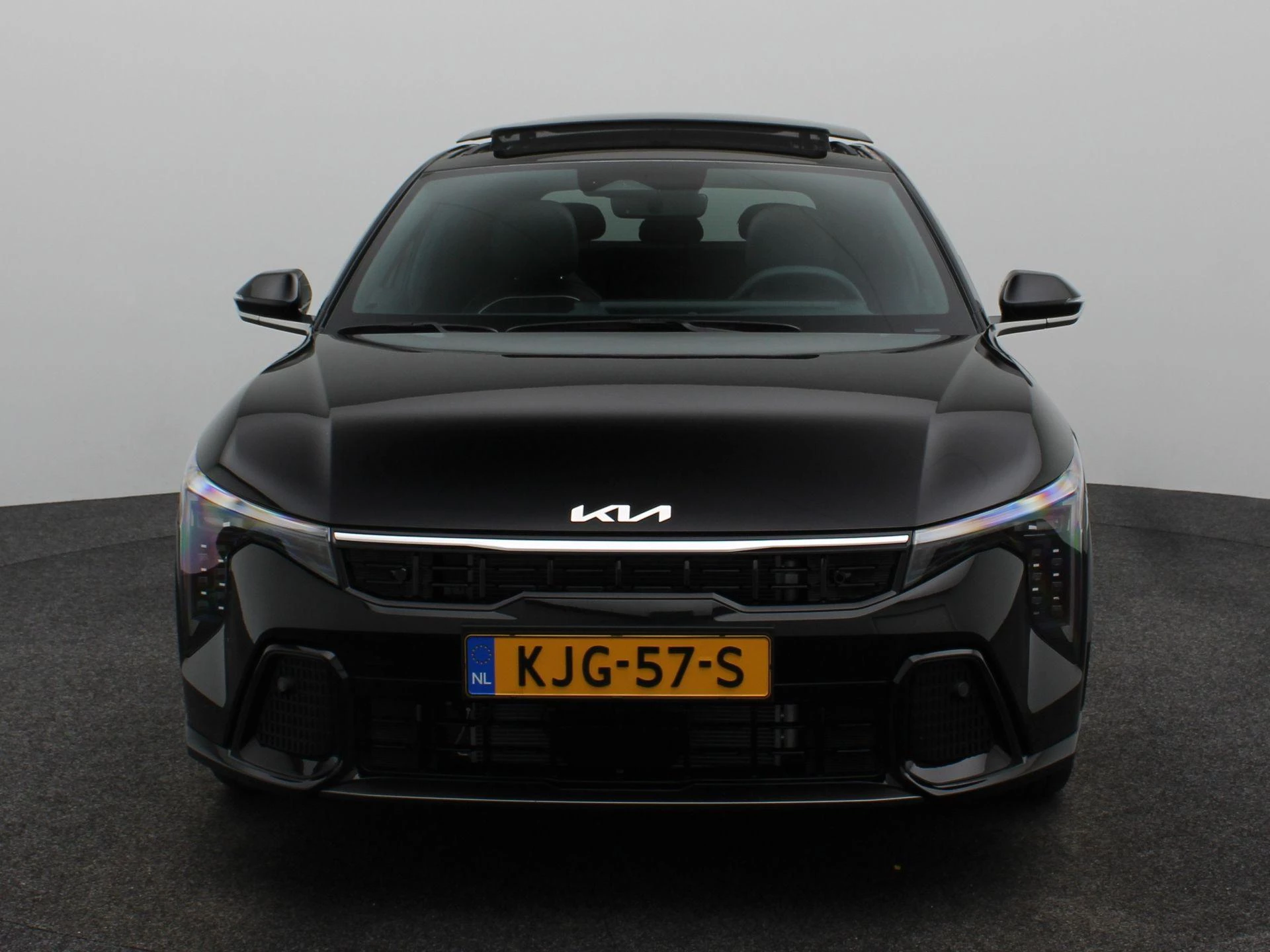 Kia K4