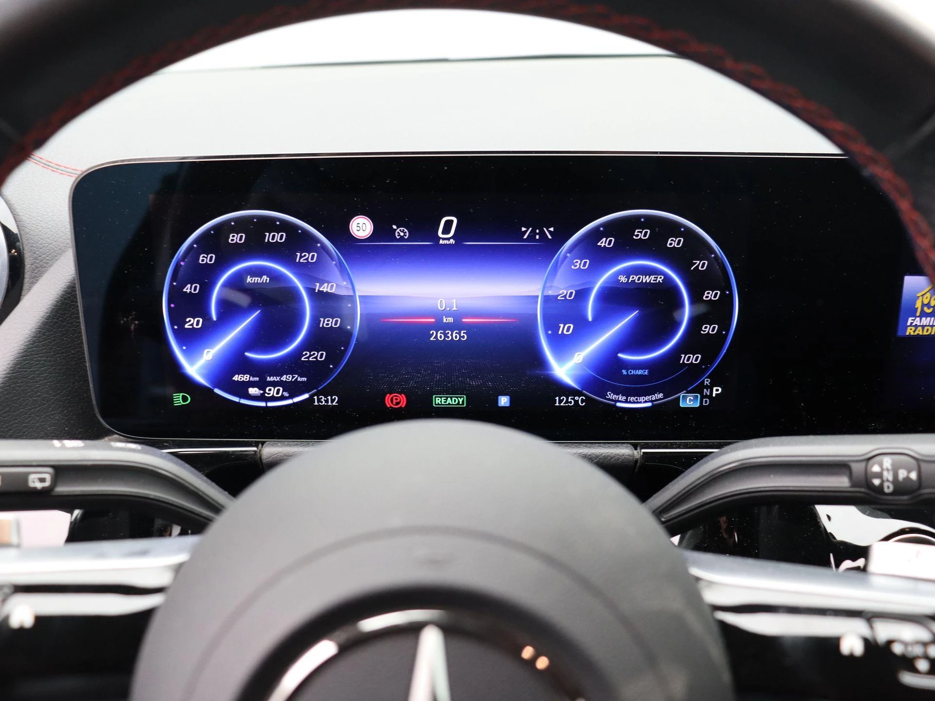 Mercedes-Benz EQA 250+ AMG Line + CARPLAY + PANORAMISCH DAK + NIGHTPAKKET +