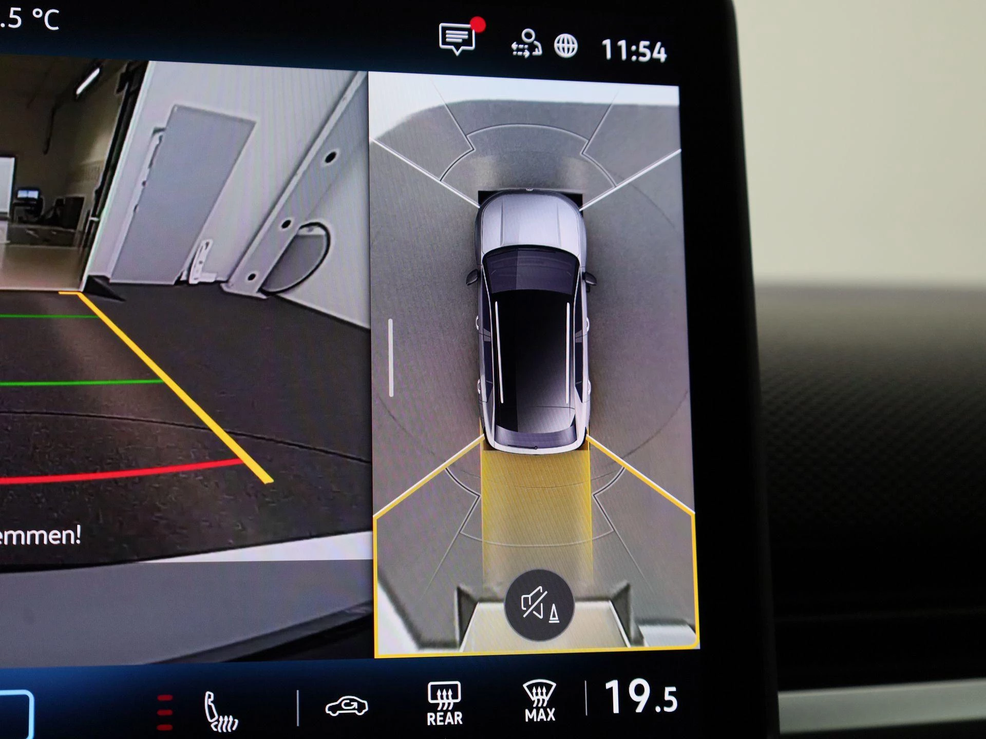 Volkswagen-T-Roc-image-33