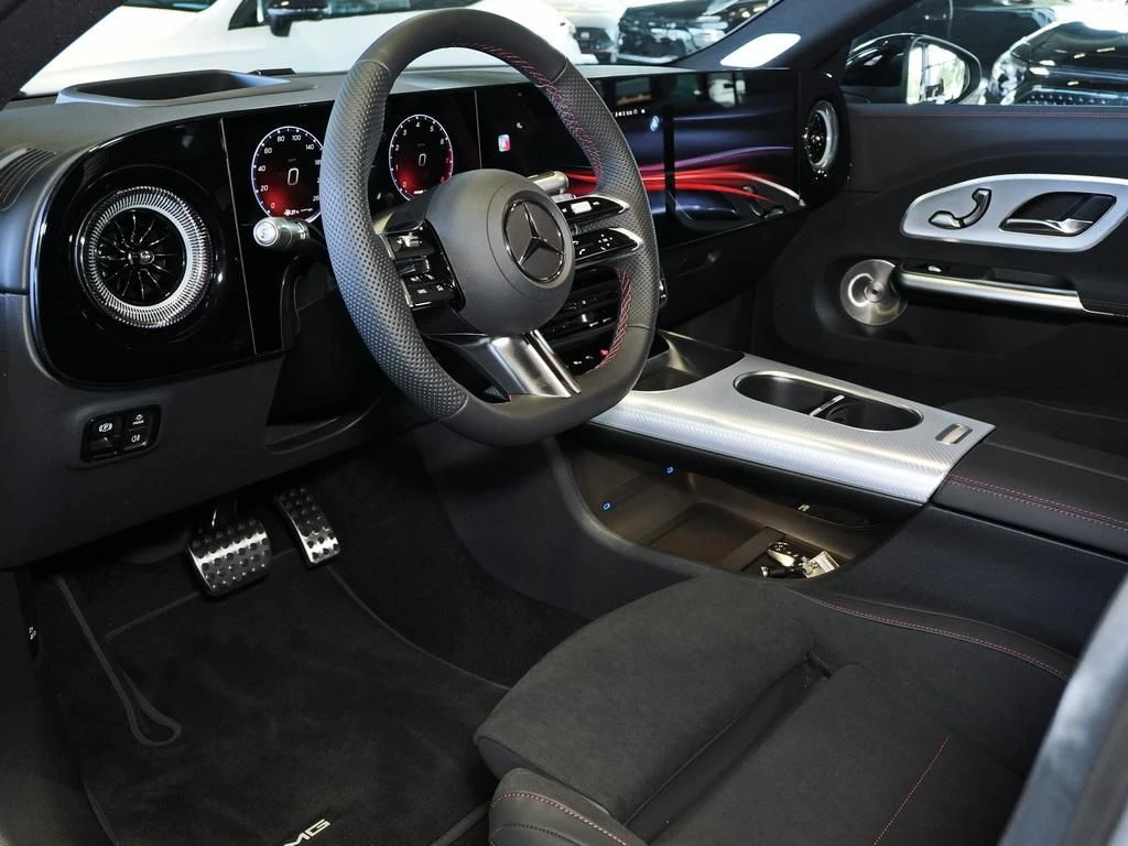 Mercedes-Benz-CLA 200-image-6